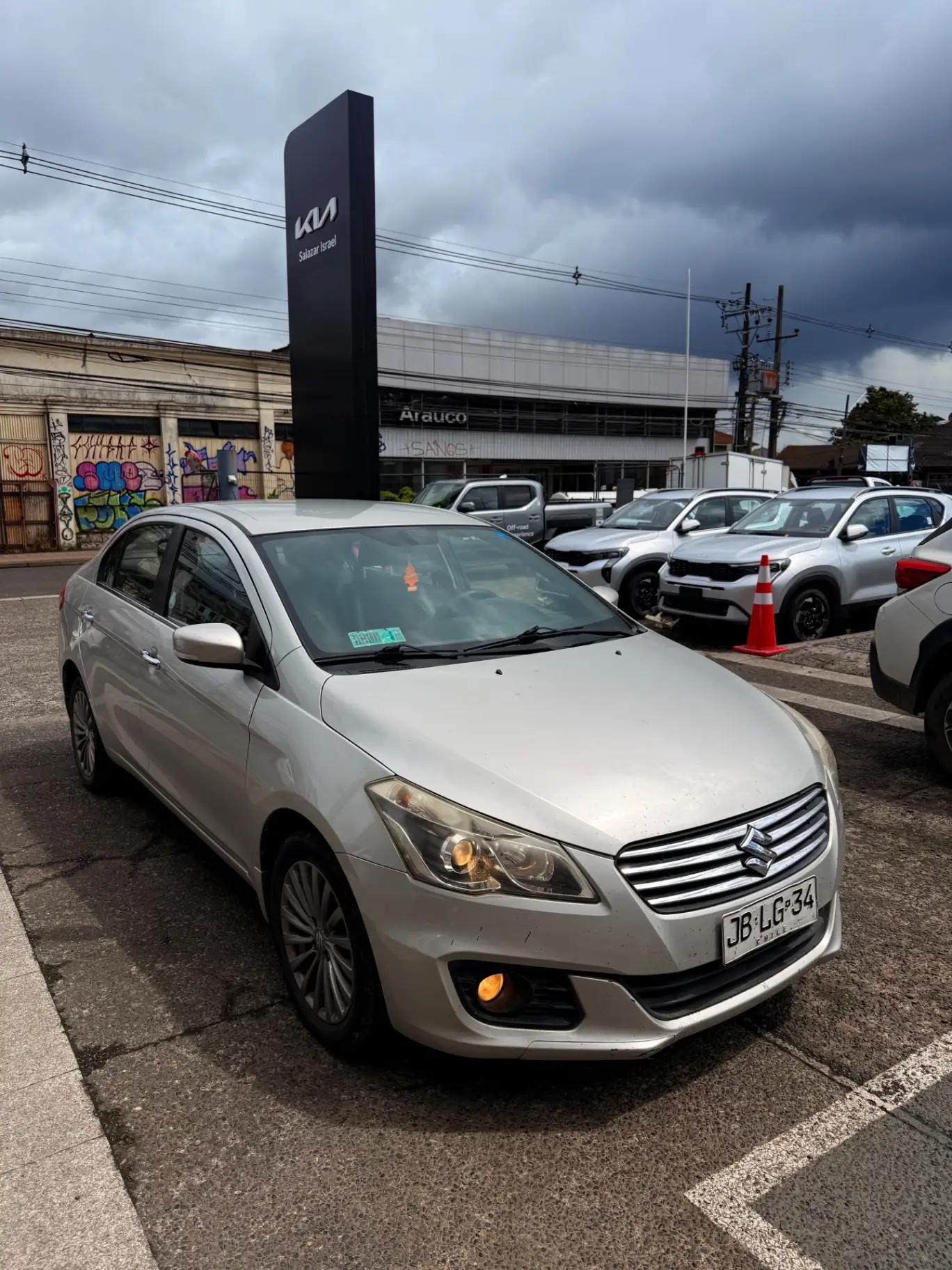 Automovil Suzuki Ciaz