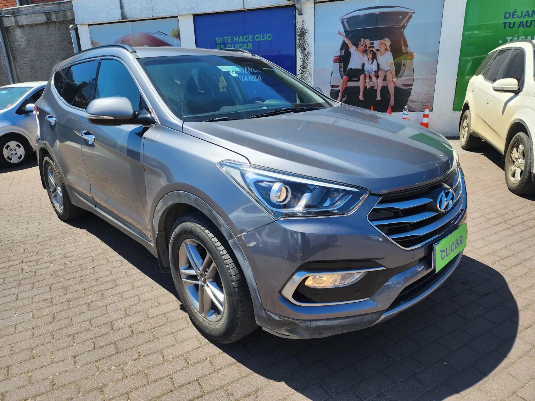 Station Wagon Hyundai Santa Fe