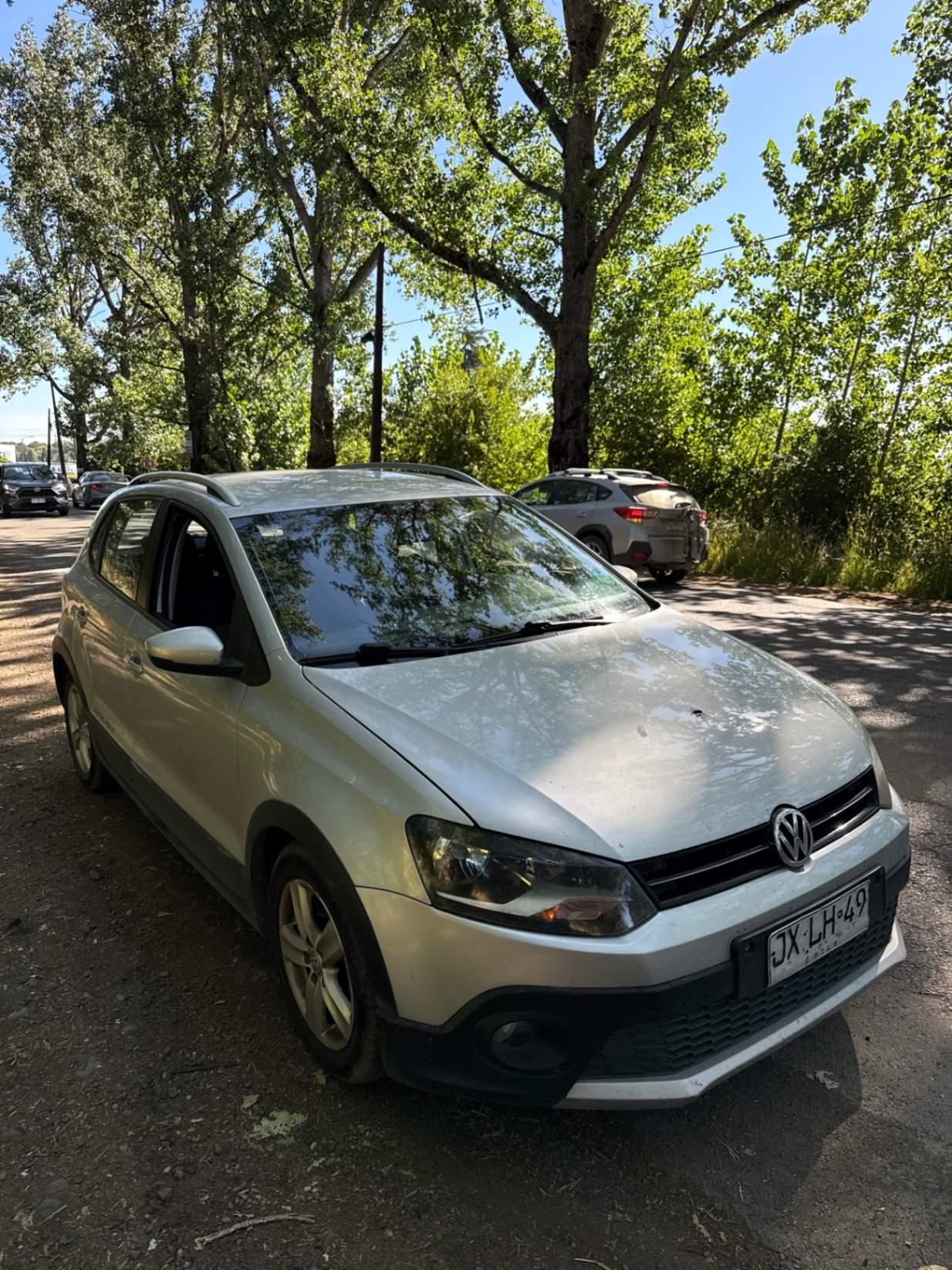 Automovil Volkswagen Polo