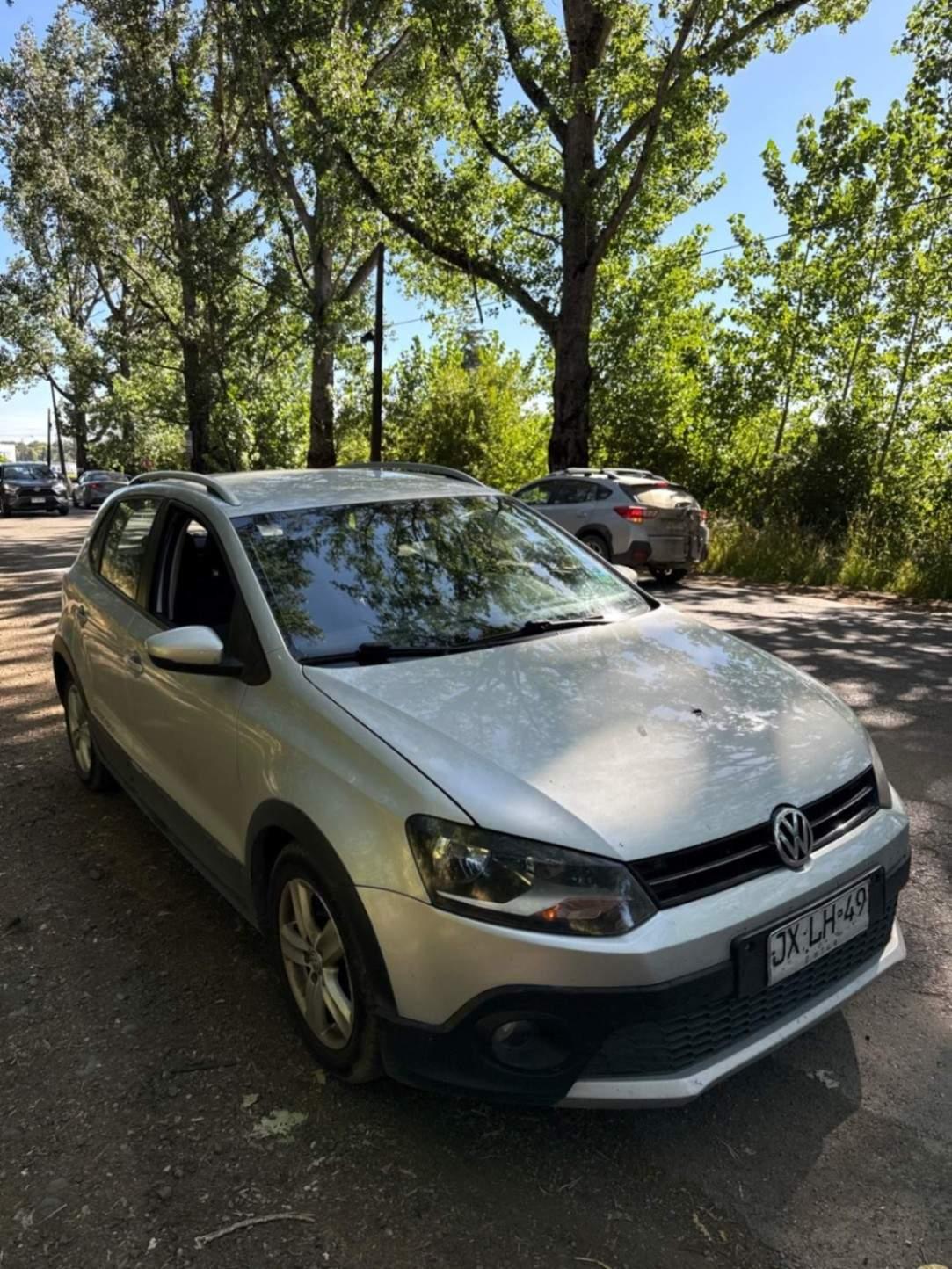 Automovil Volkswagen Polo