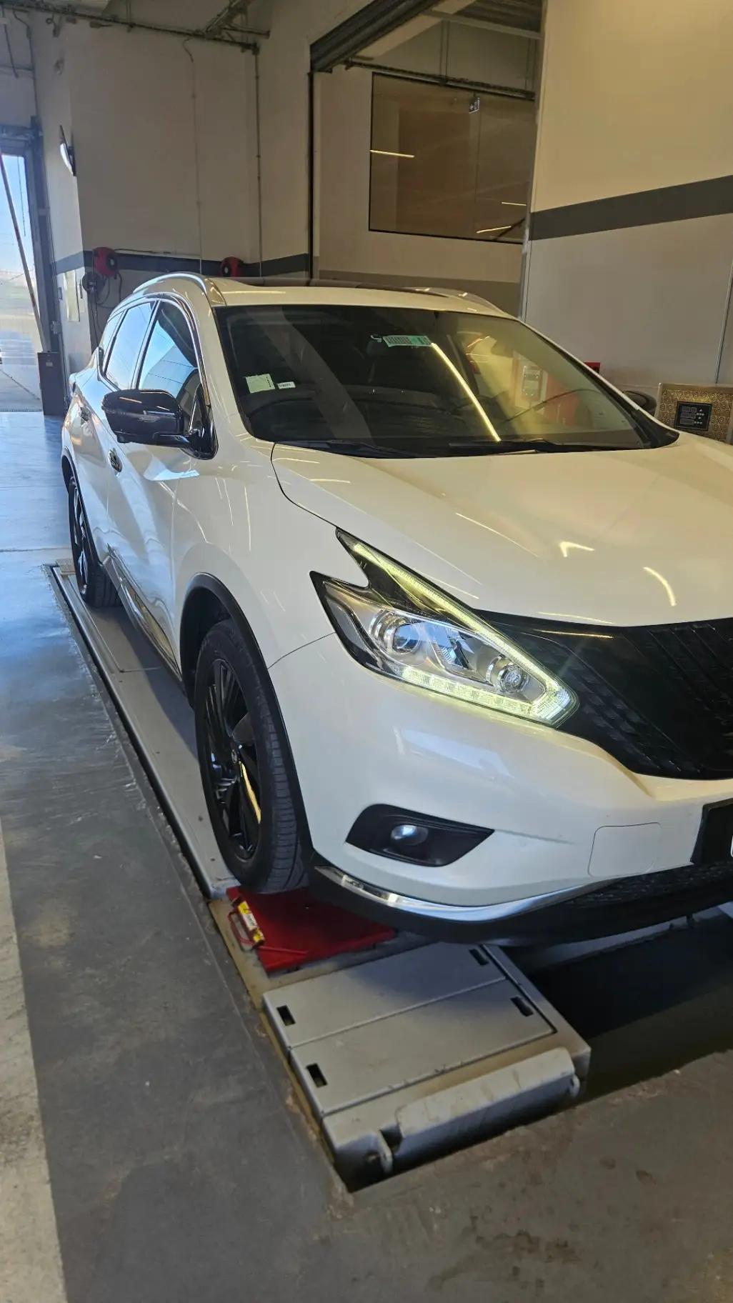 Station Wagon Nissan Murano