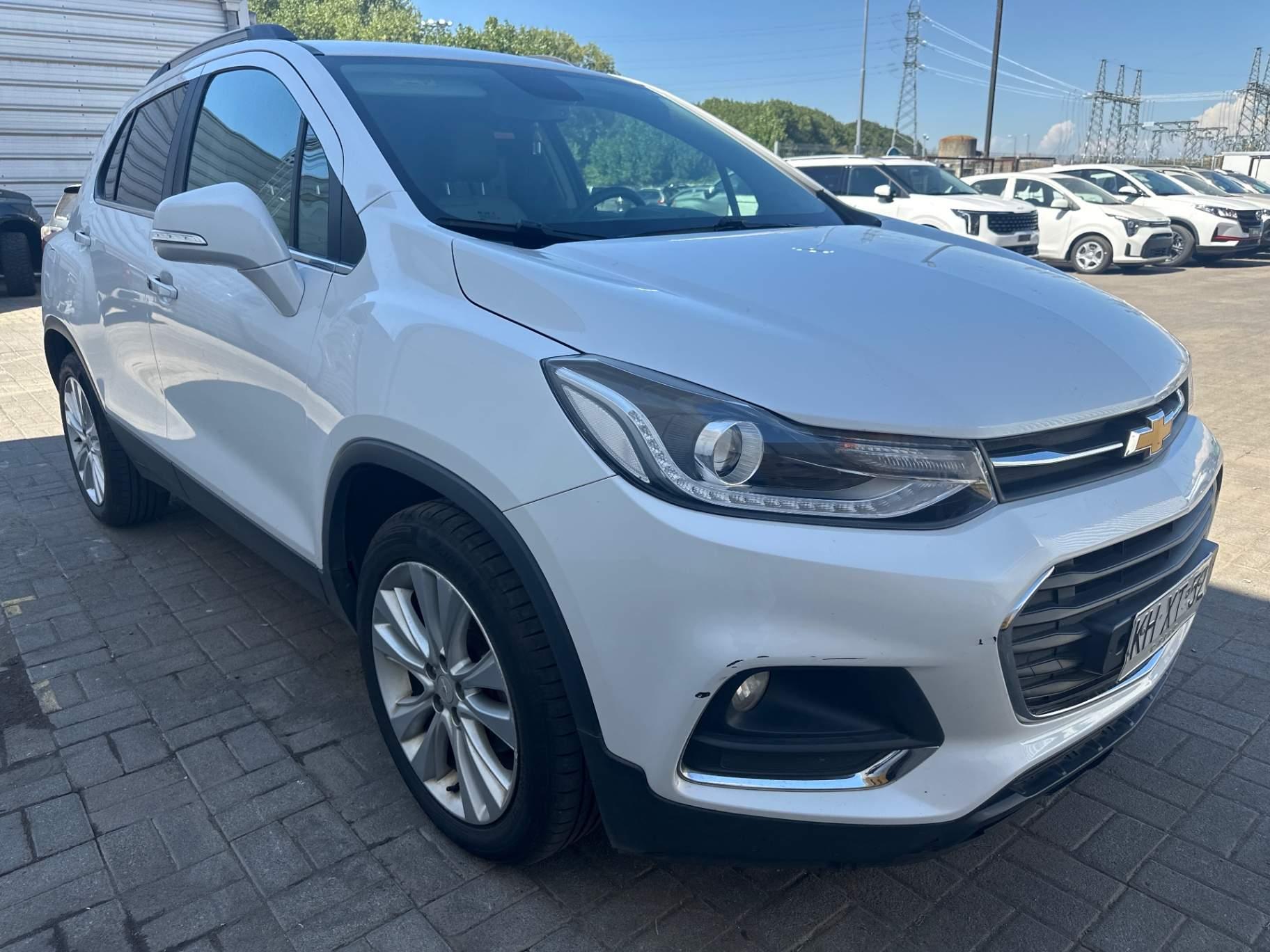 Station Wagon Chevrolet Tracker