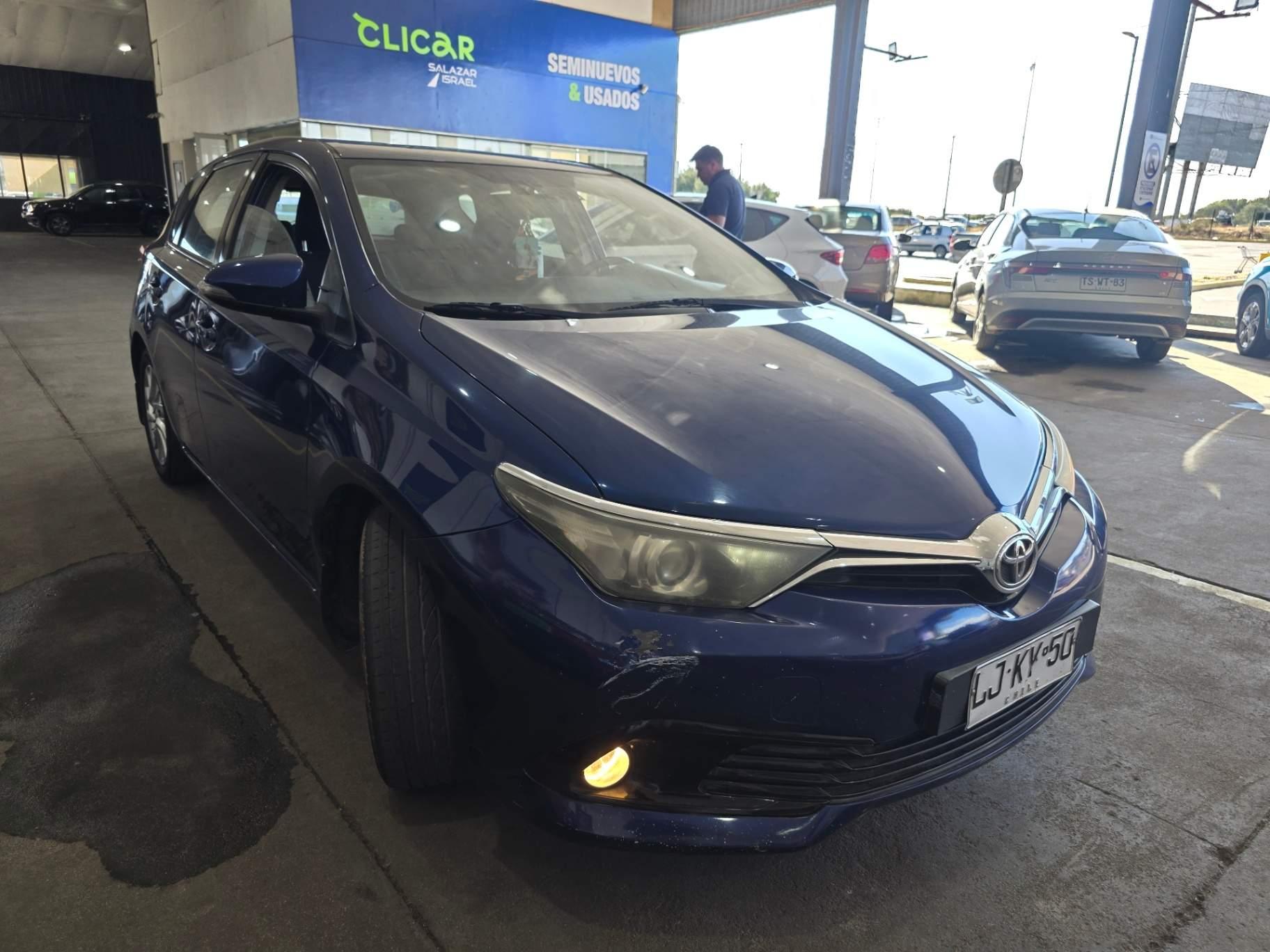 Automovil Toyota Auris