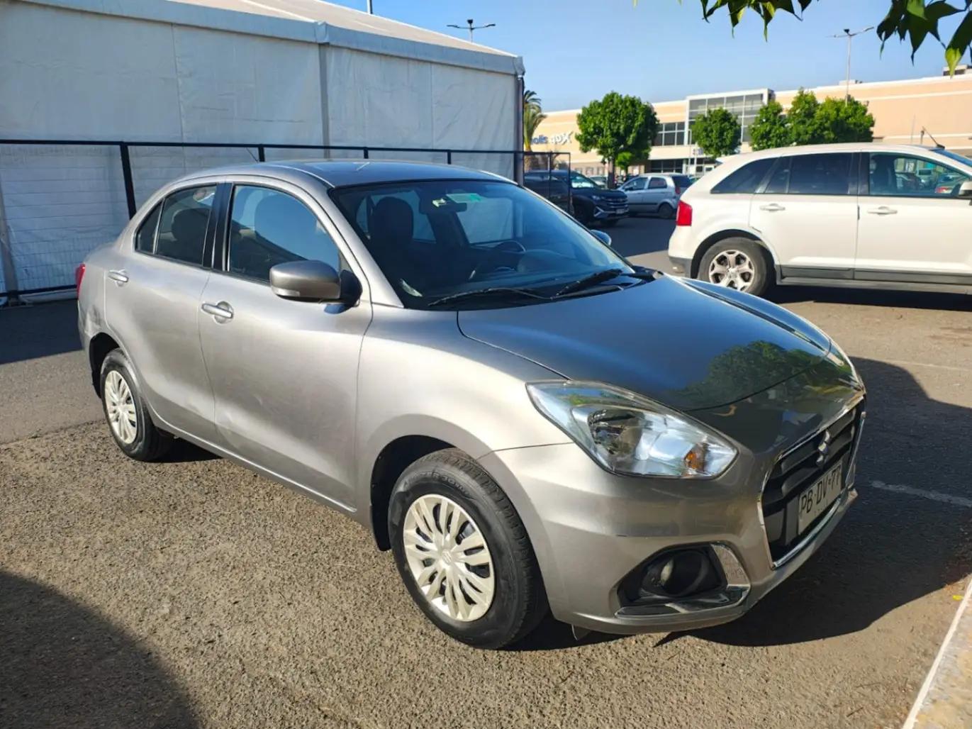 Automovil Suzuki Dzire