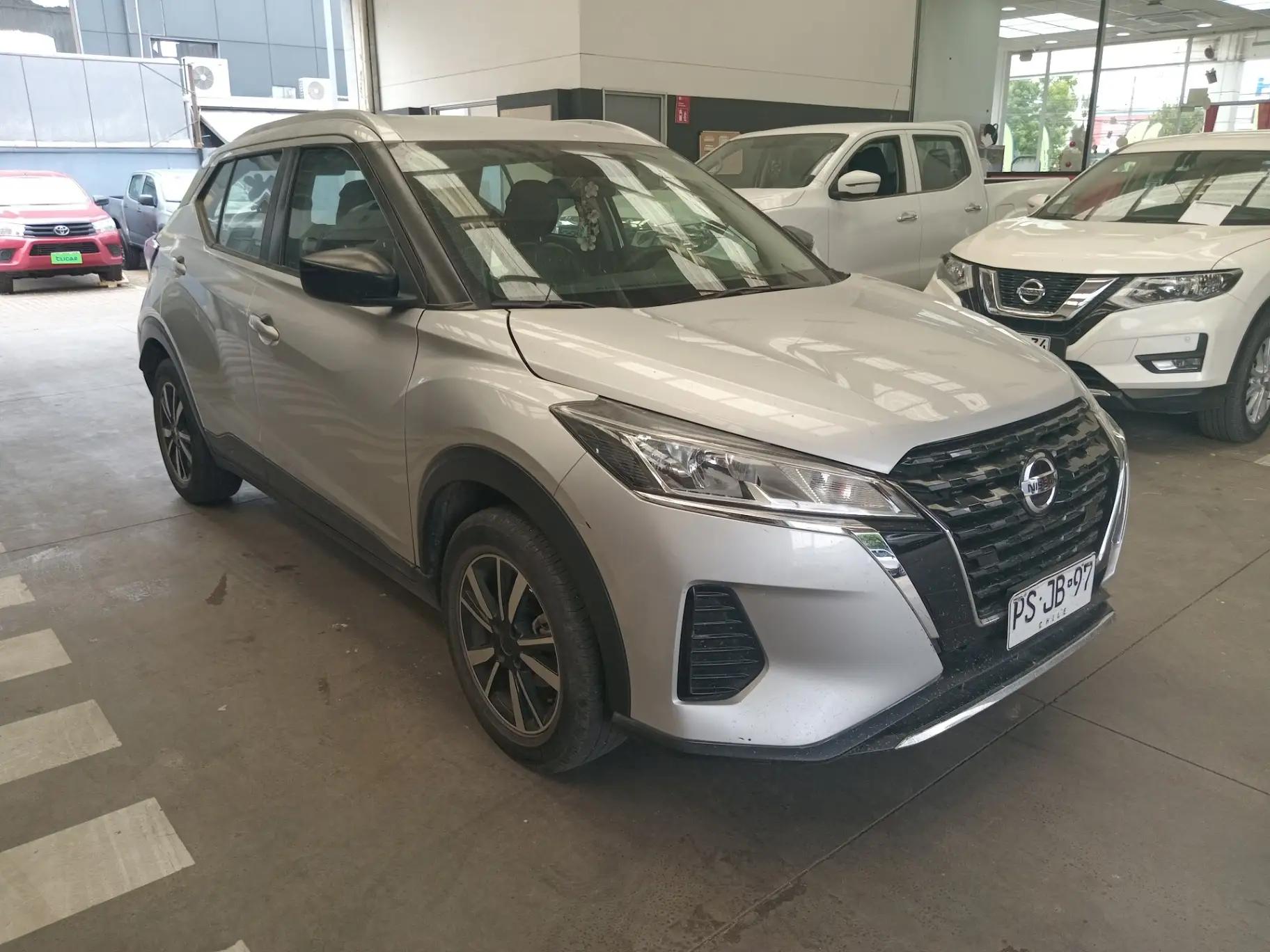 Station Wagon Nissan Kicks