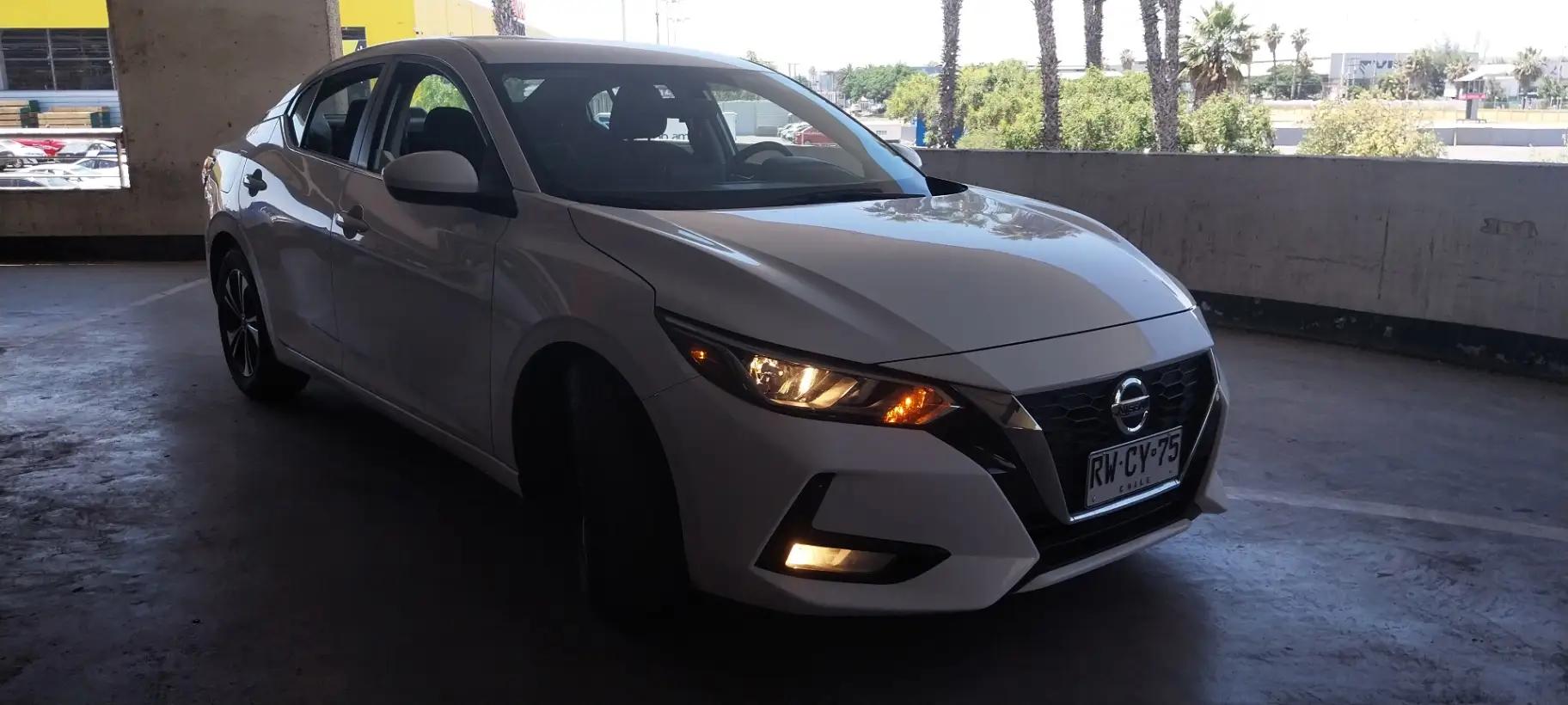 Automovil Nissan Sentra