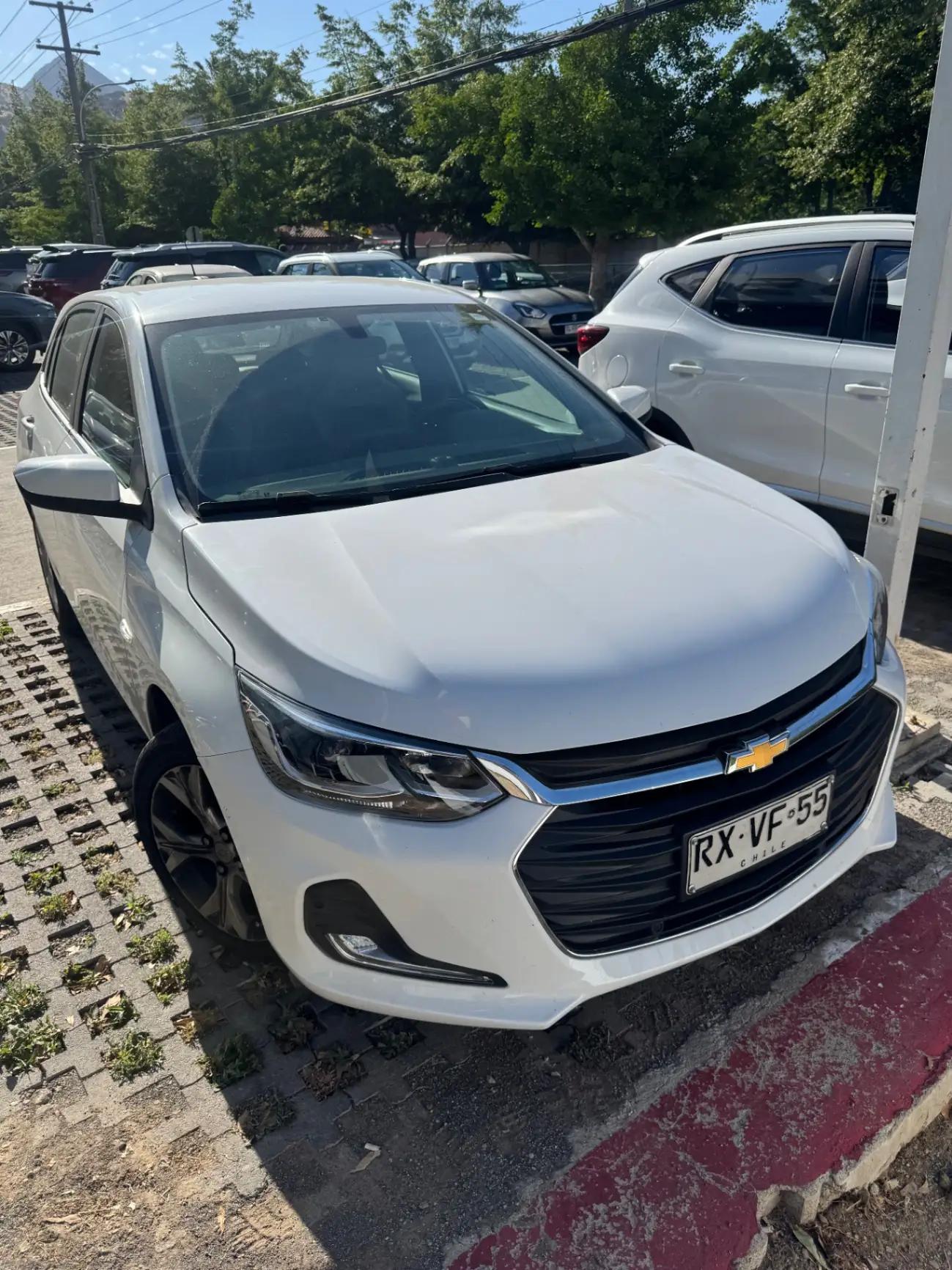 Automovil Chevrolet Onix Turbo