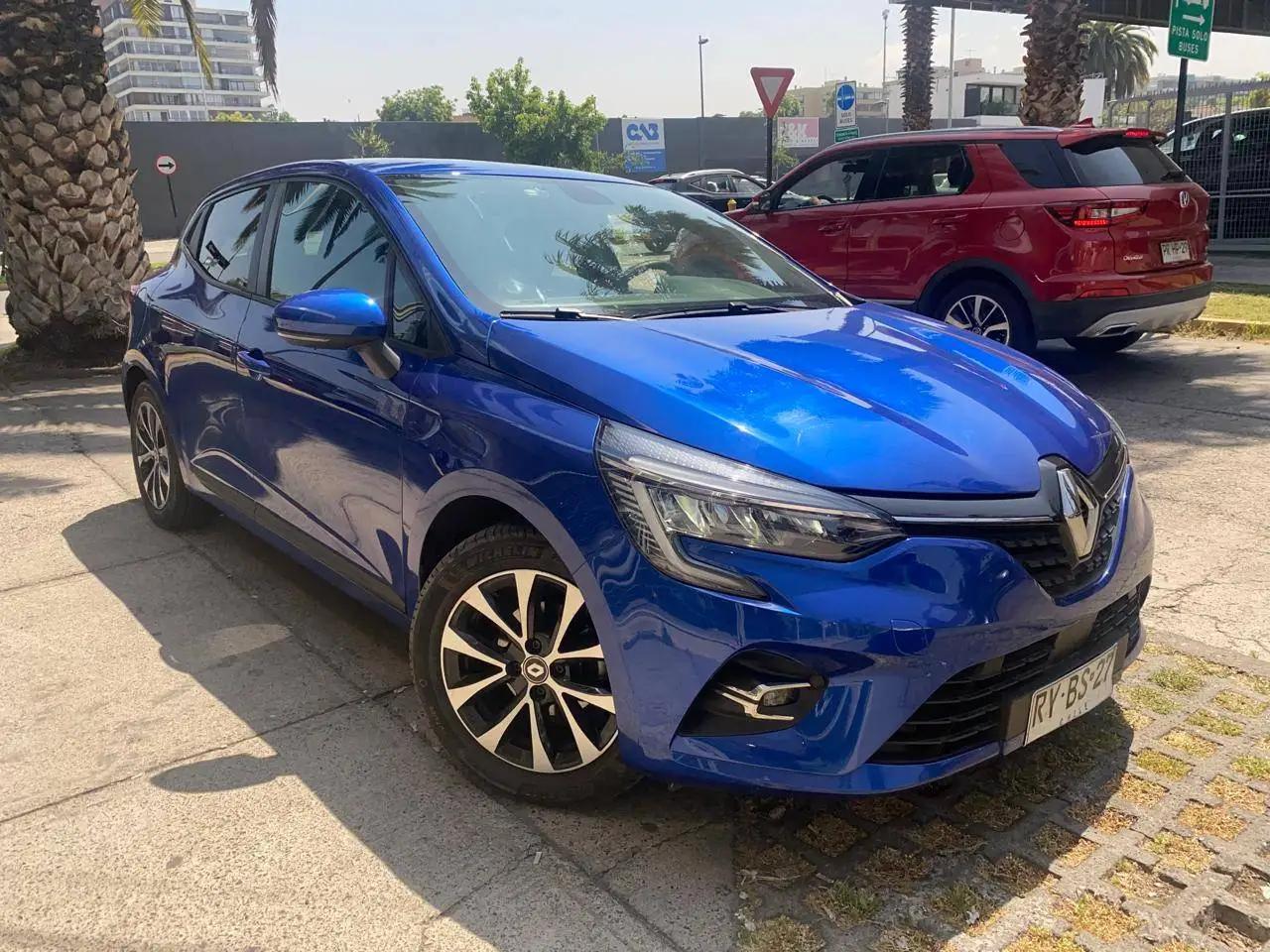 Automovil Renault Clio