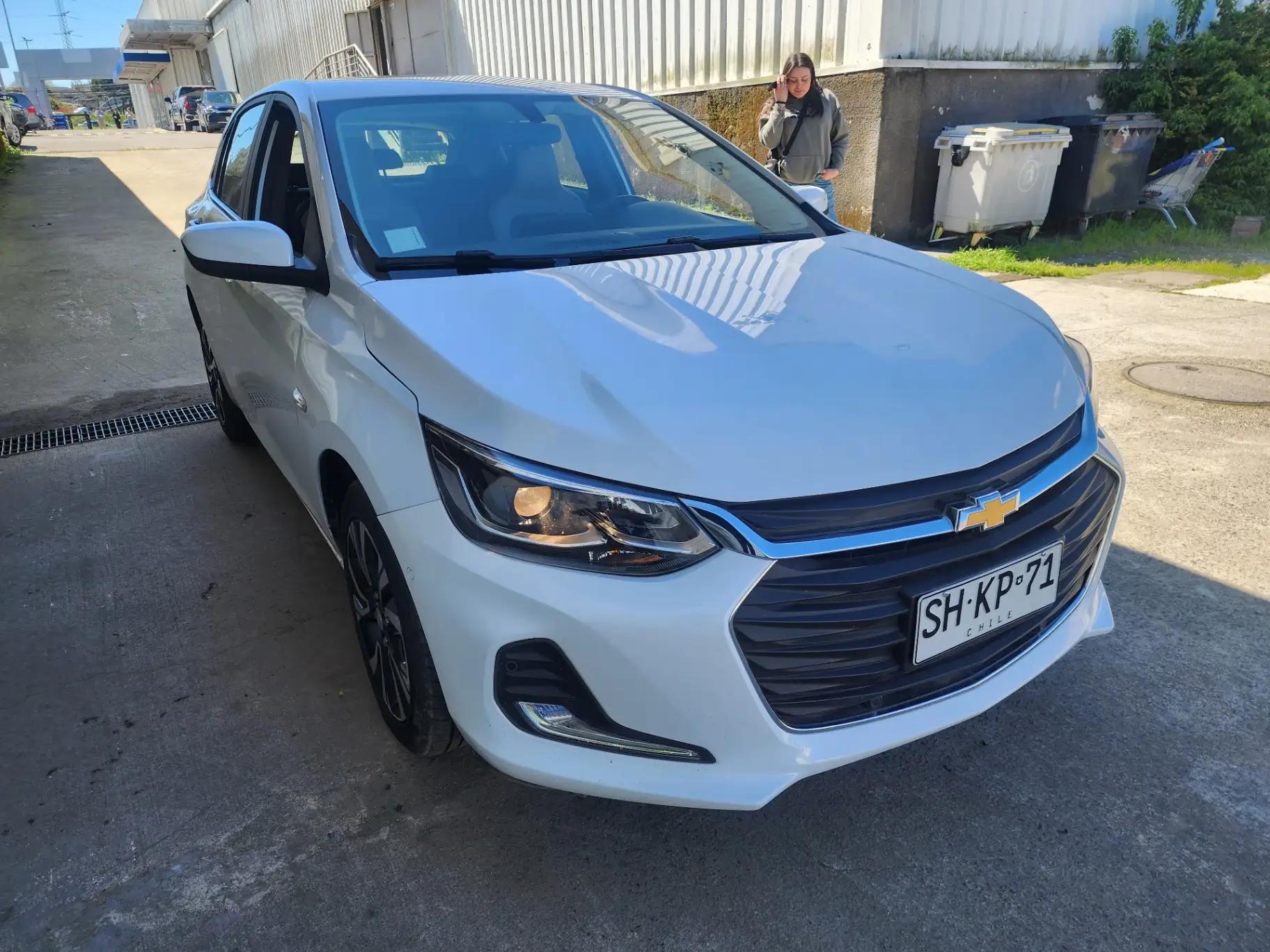 Automovil Chevrolet Onix