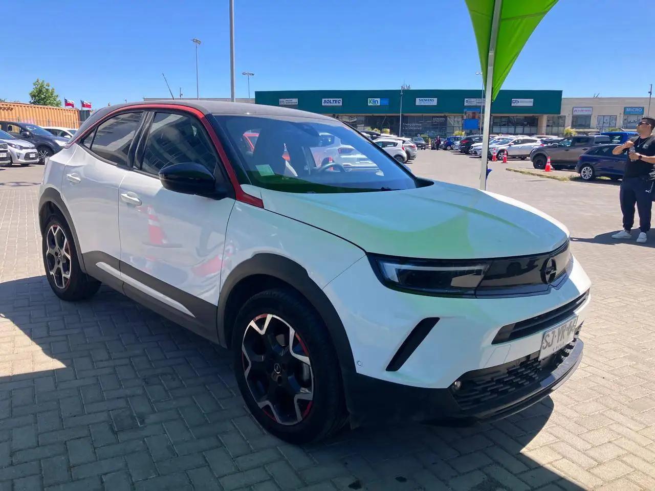 Station Wagon Opel Mokka