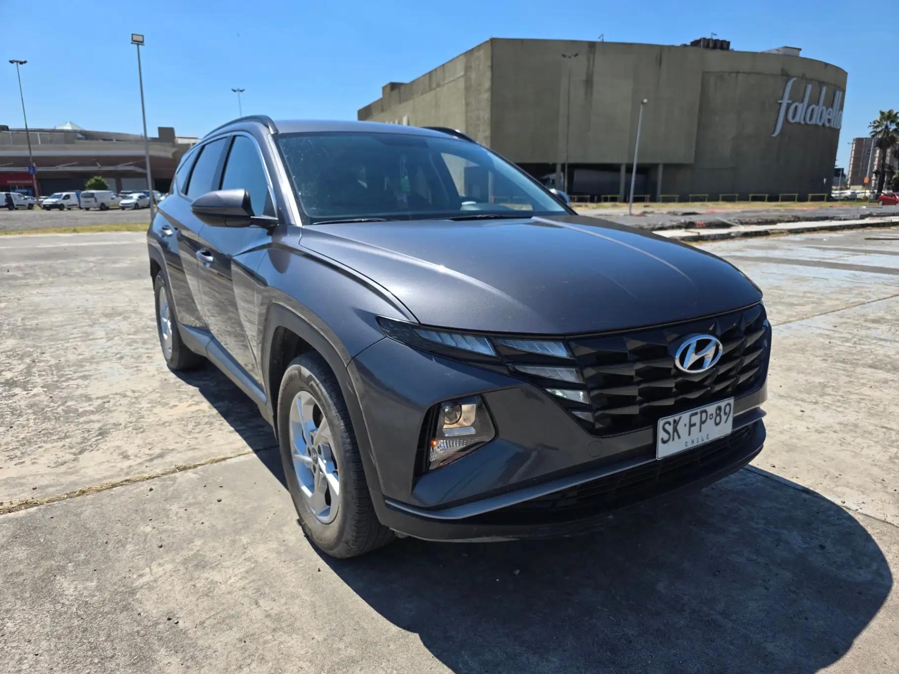 Station Wagon Hyundai Tucson