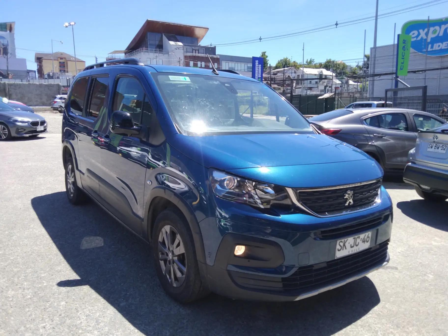 Station Wagon Peugeot Rifter