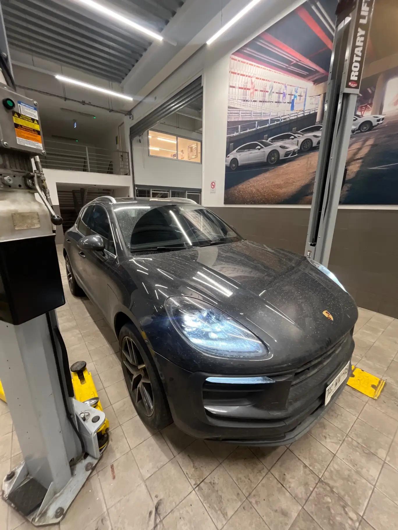 Station Wagon Porsche Macan