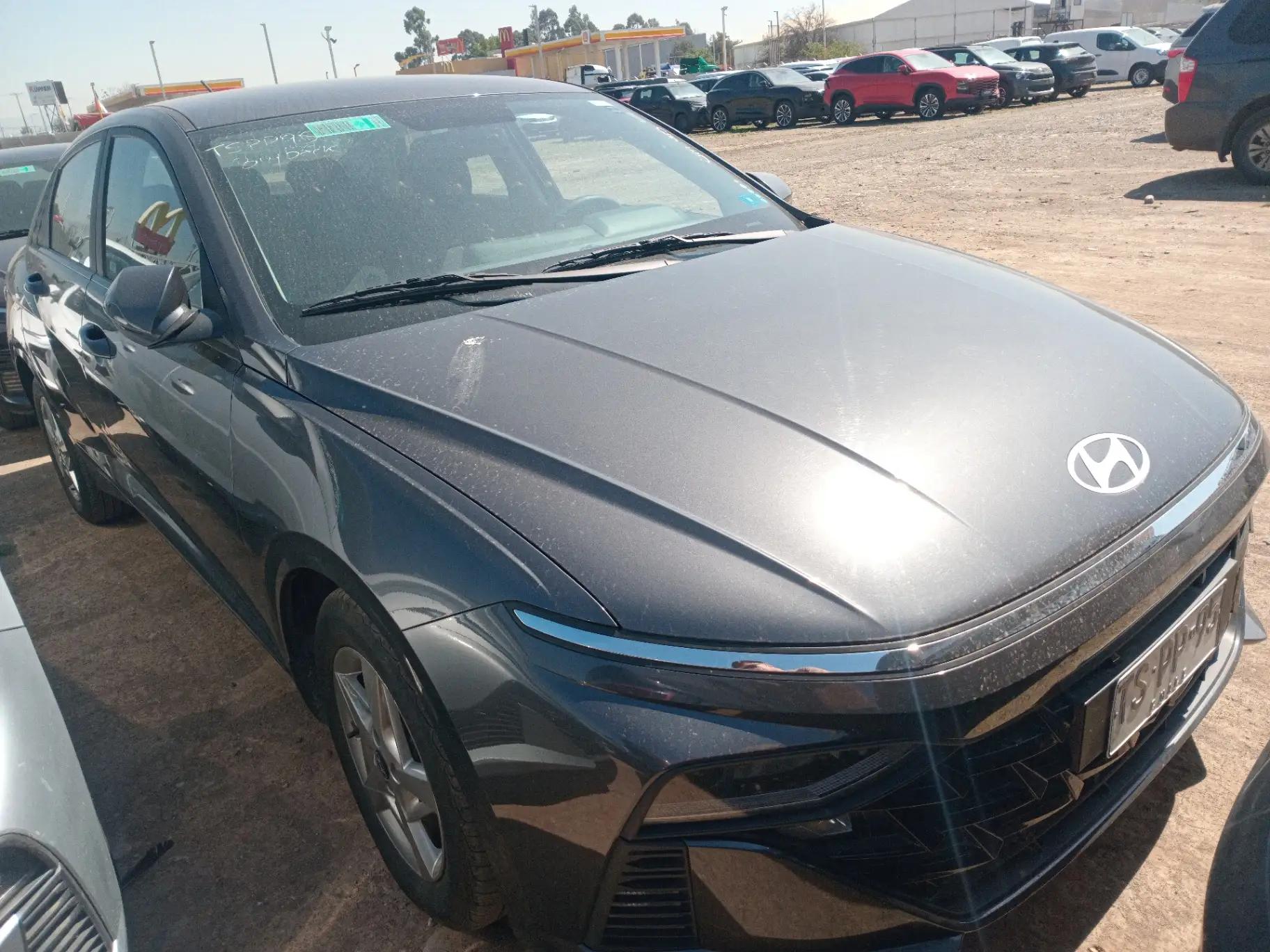 Automovil Hyundai Accent