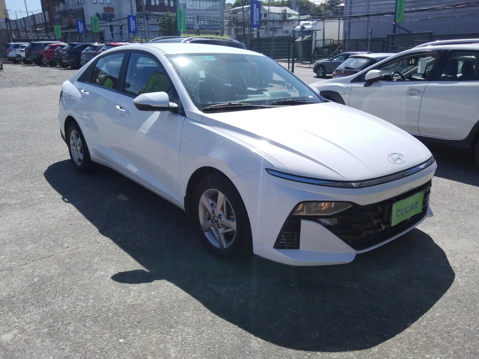 Automovil Hyundai Accent