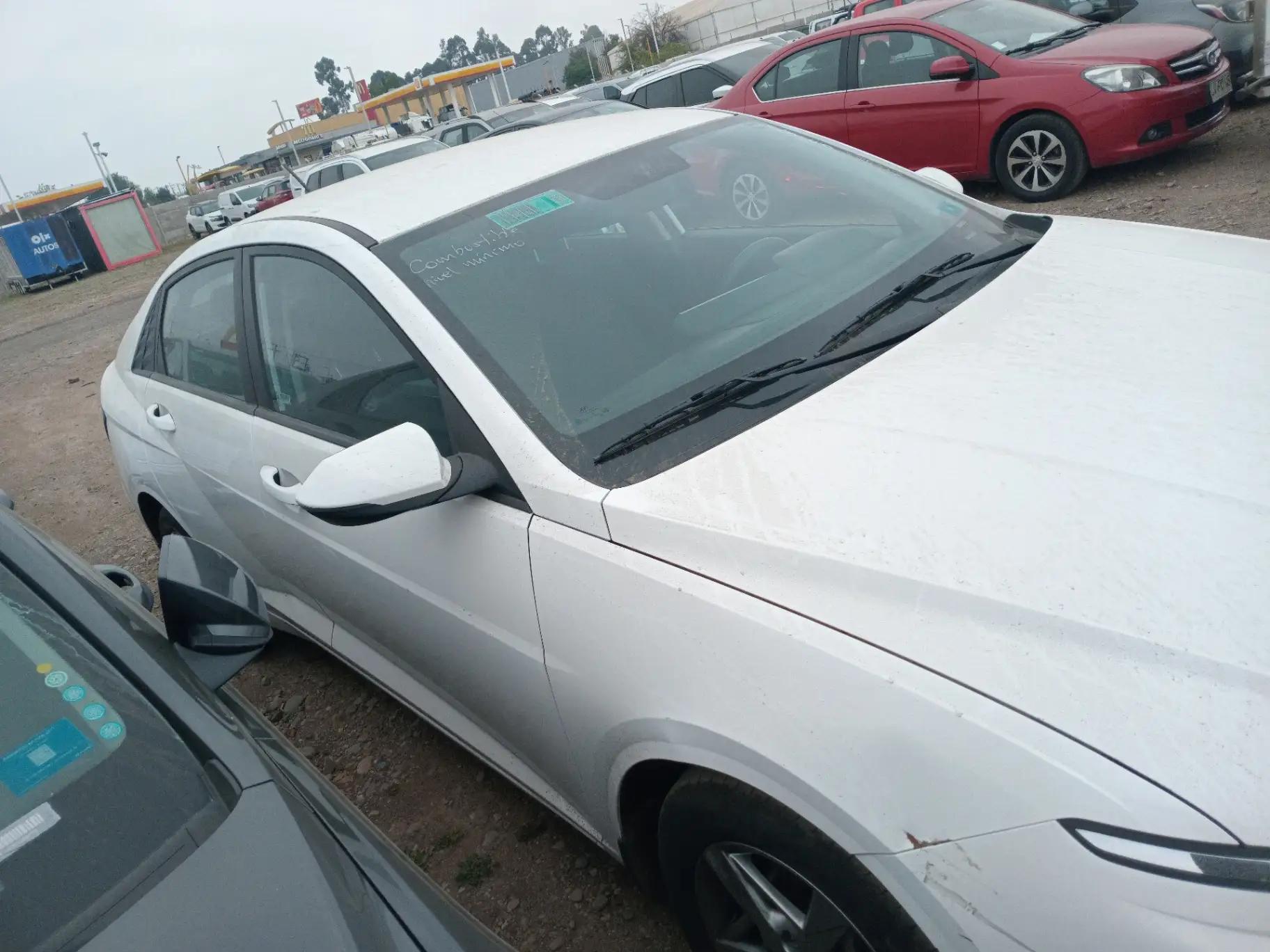 Automovil Hyundai Accent