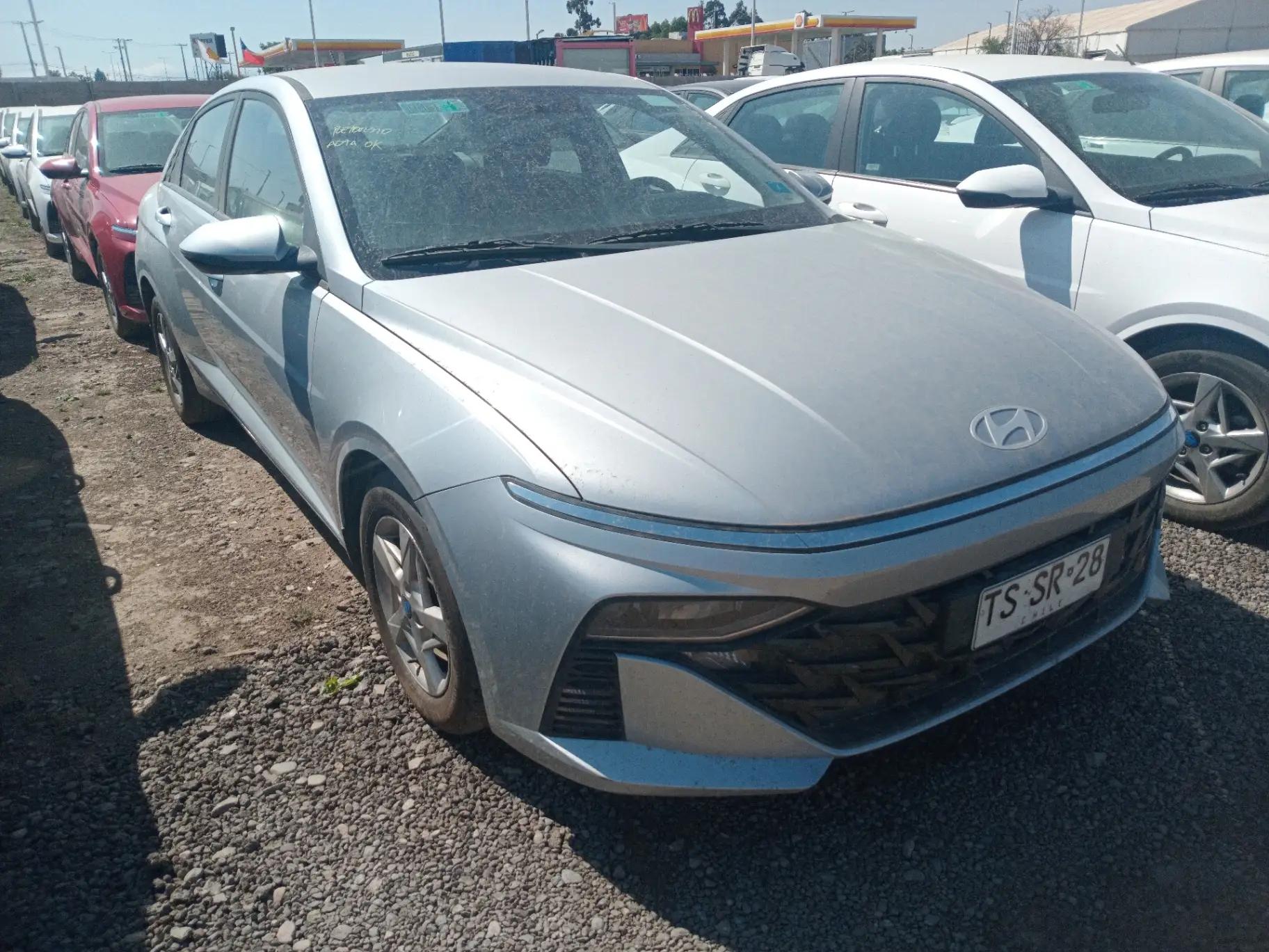 Automovil Hyundai Accent