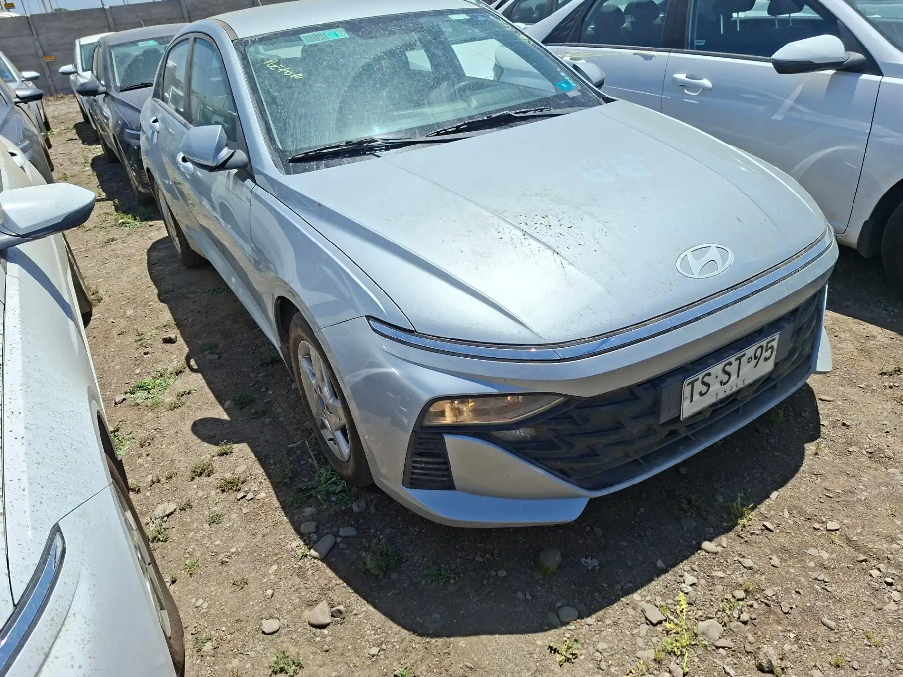 Automovil Hyundai Accent