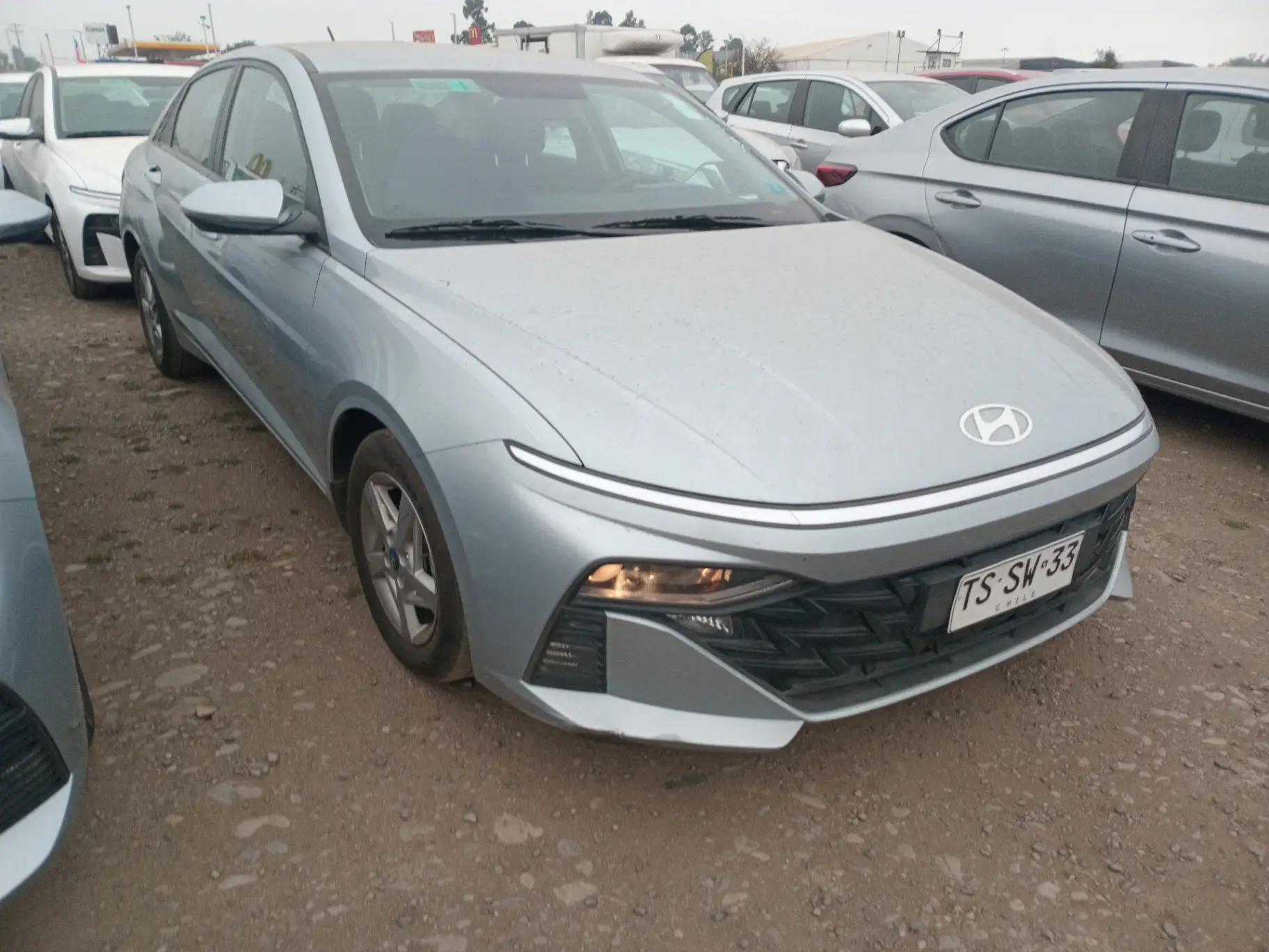 Automovil Hyundai Accent