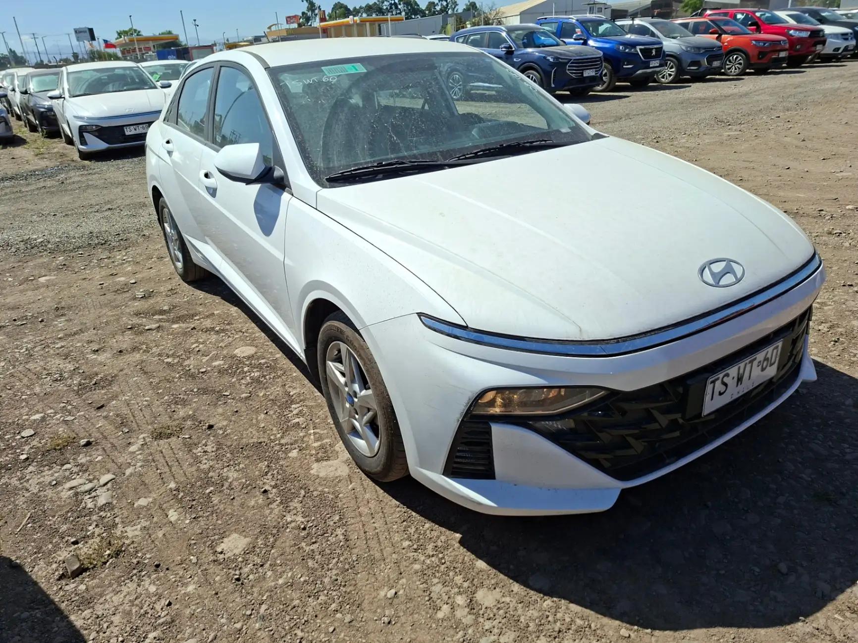 Automovil Hyundai Accent