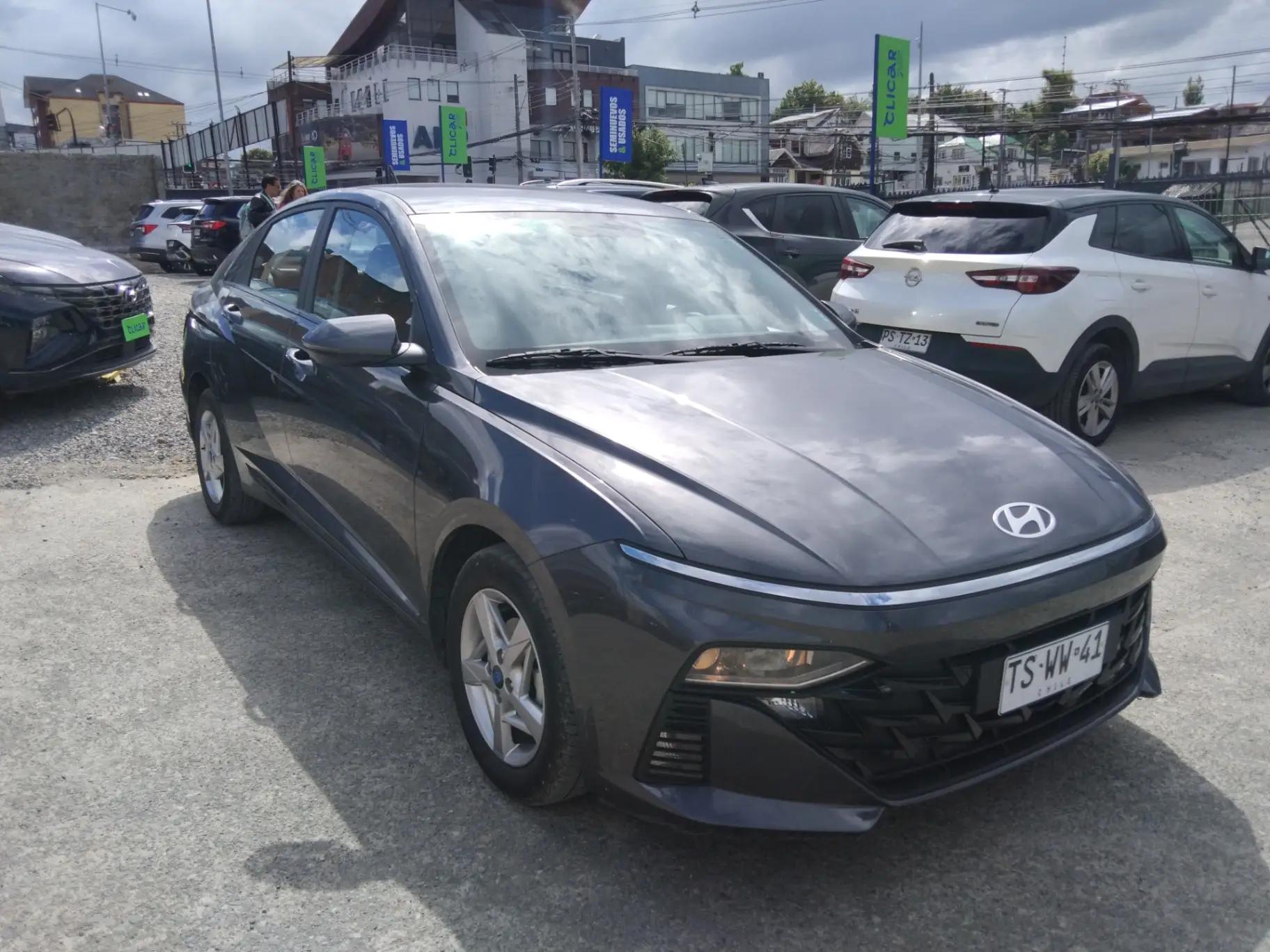 Automovil Hyundai Accent