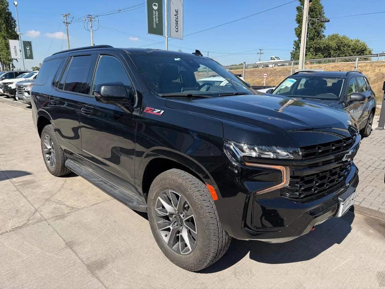 Station Wagon Chevrolet Tahoe
