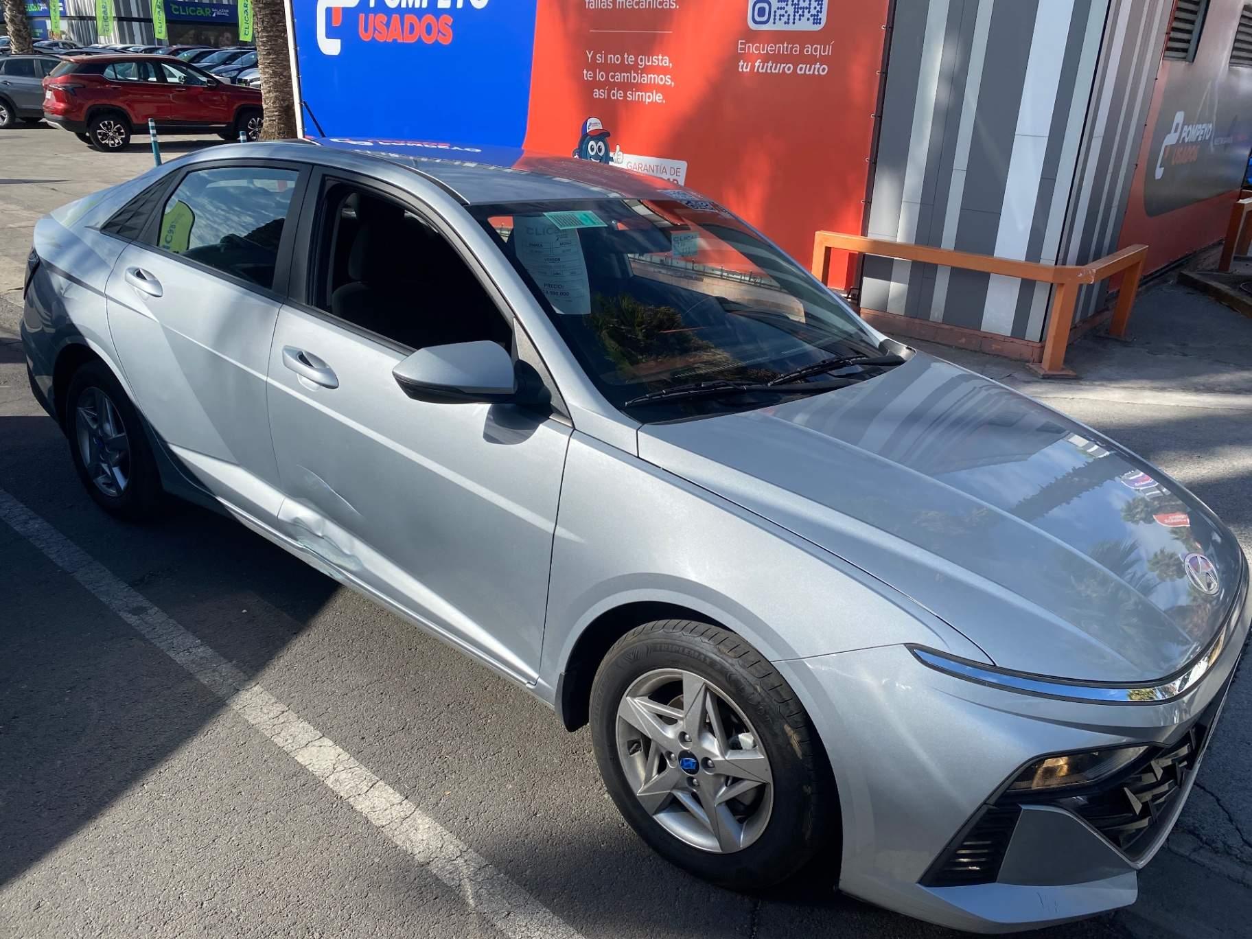 Automovil Hyundai Accent