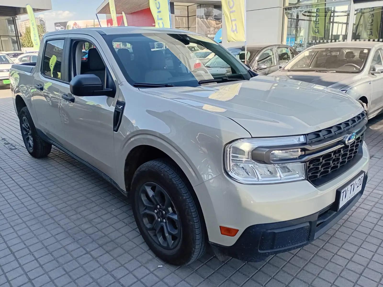 Camioneta Ford Maverick