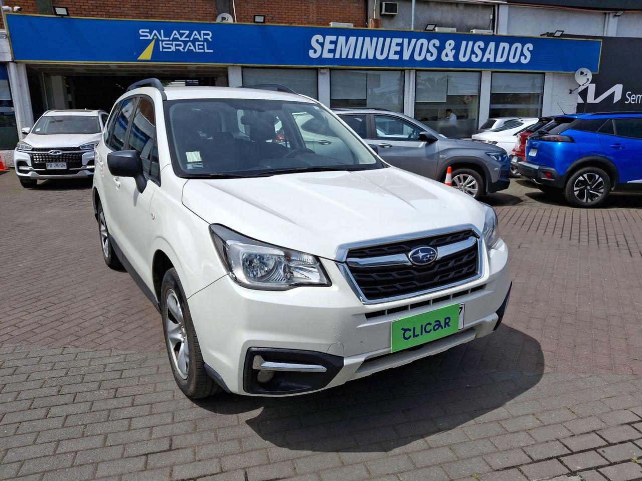 Station Wagon Subaru Forester