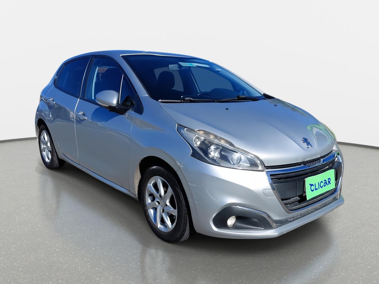 Automovil Peugeot 208