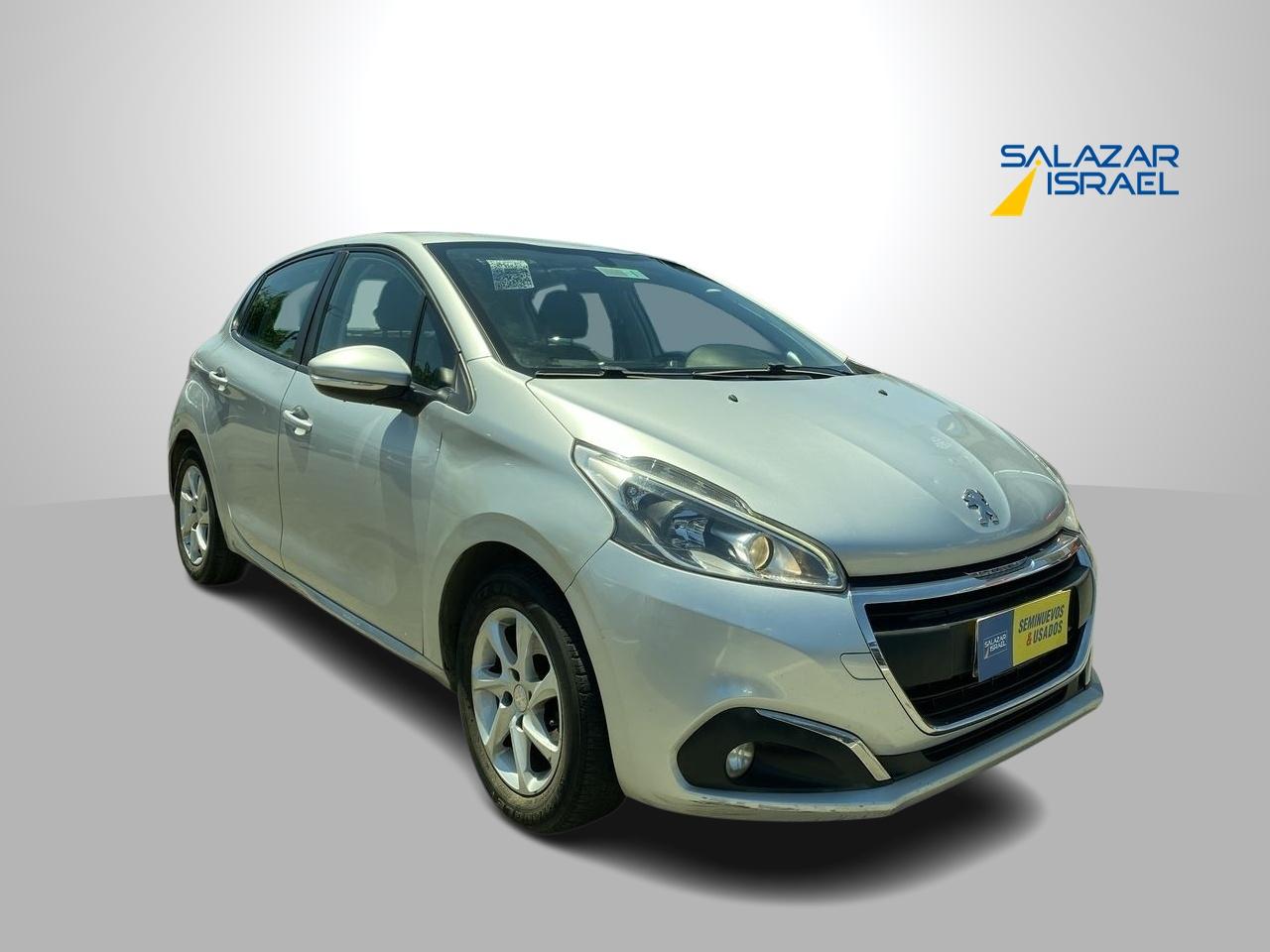 Automovil Peugeot 208