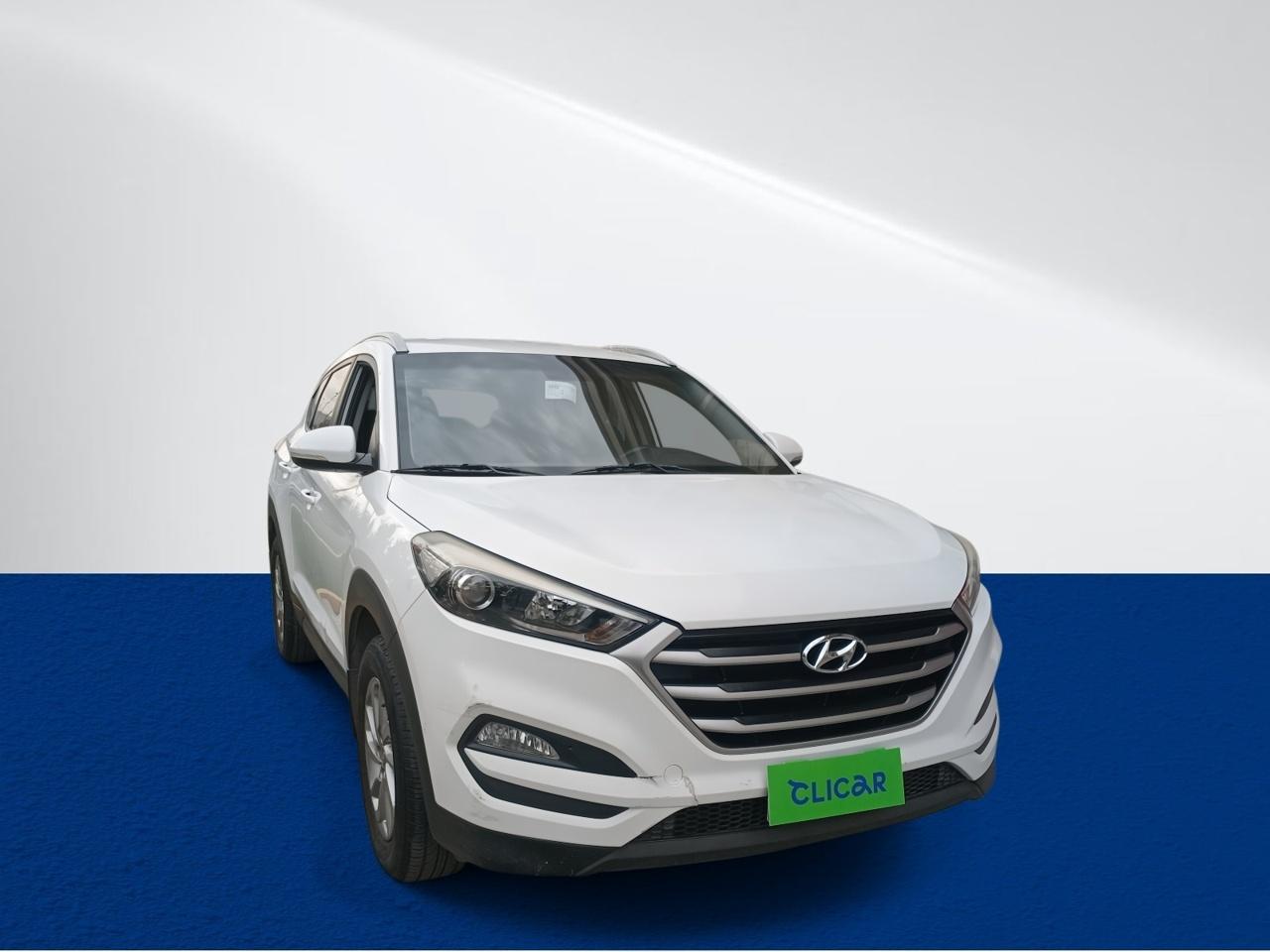 Station Wagon Hyundai Tucson