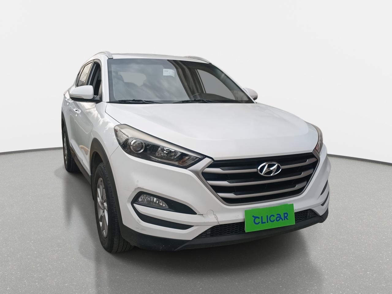 Station Wagon Hyundai Tucson