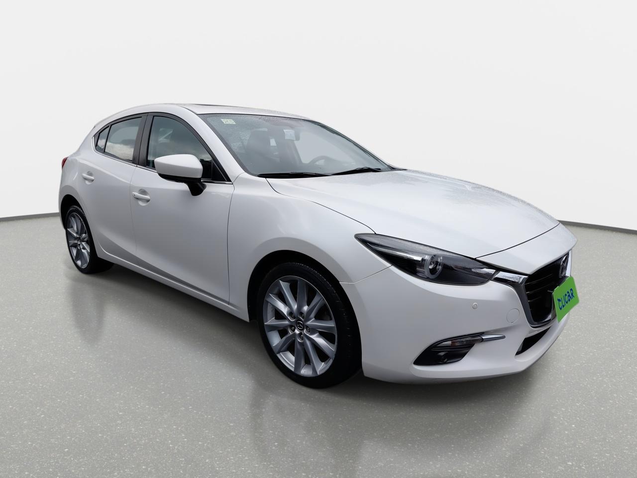 Hatchback Mazda 3