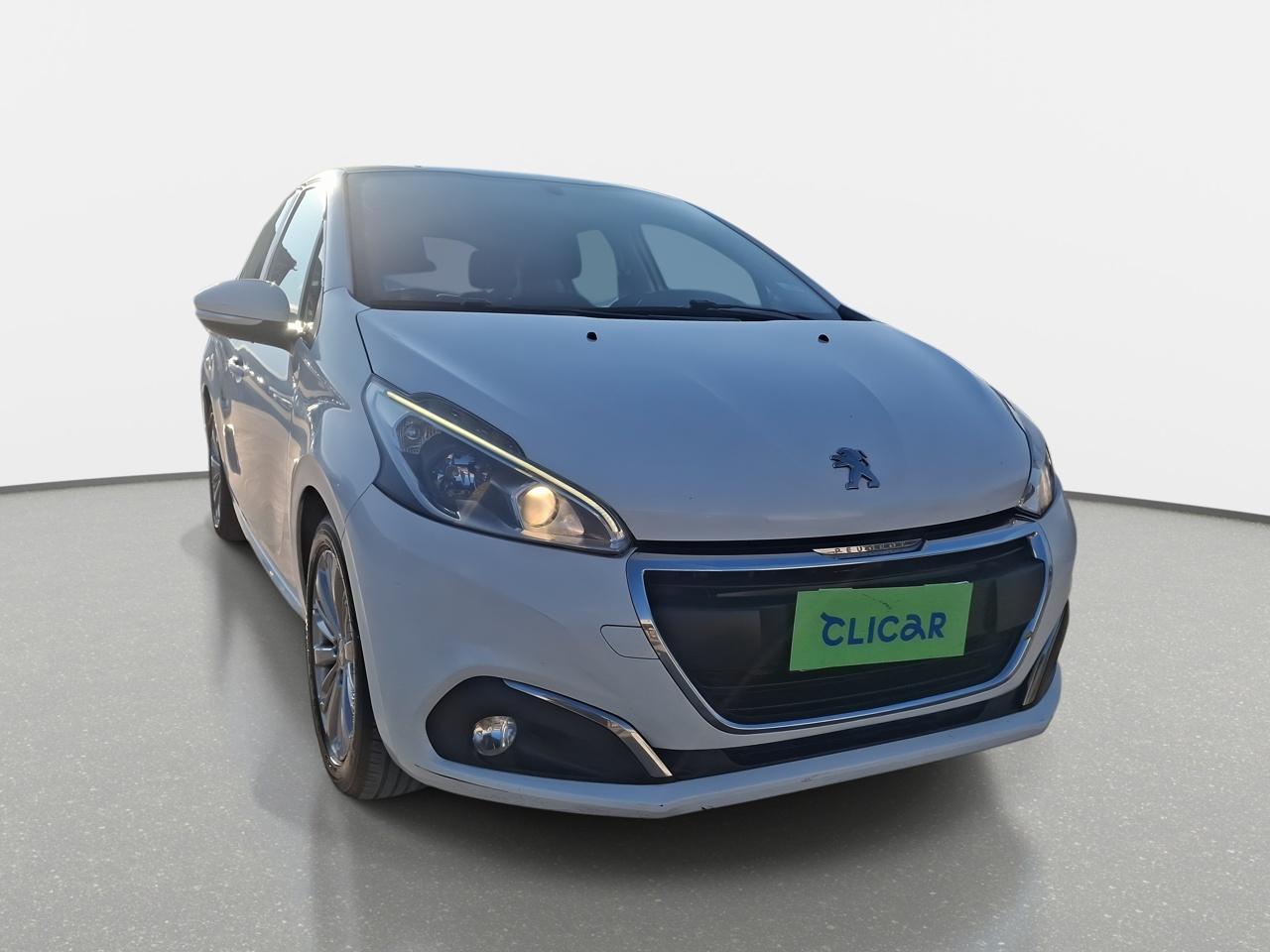 Hatchback Peugeot 208