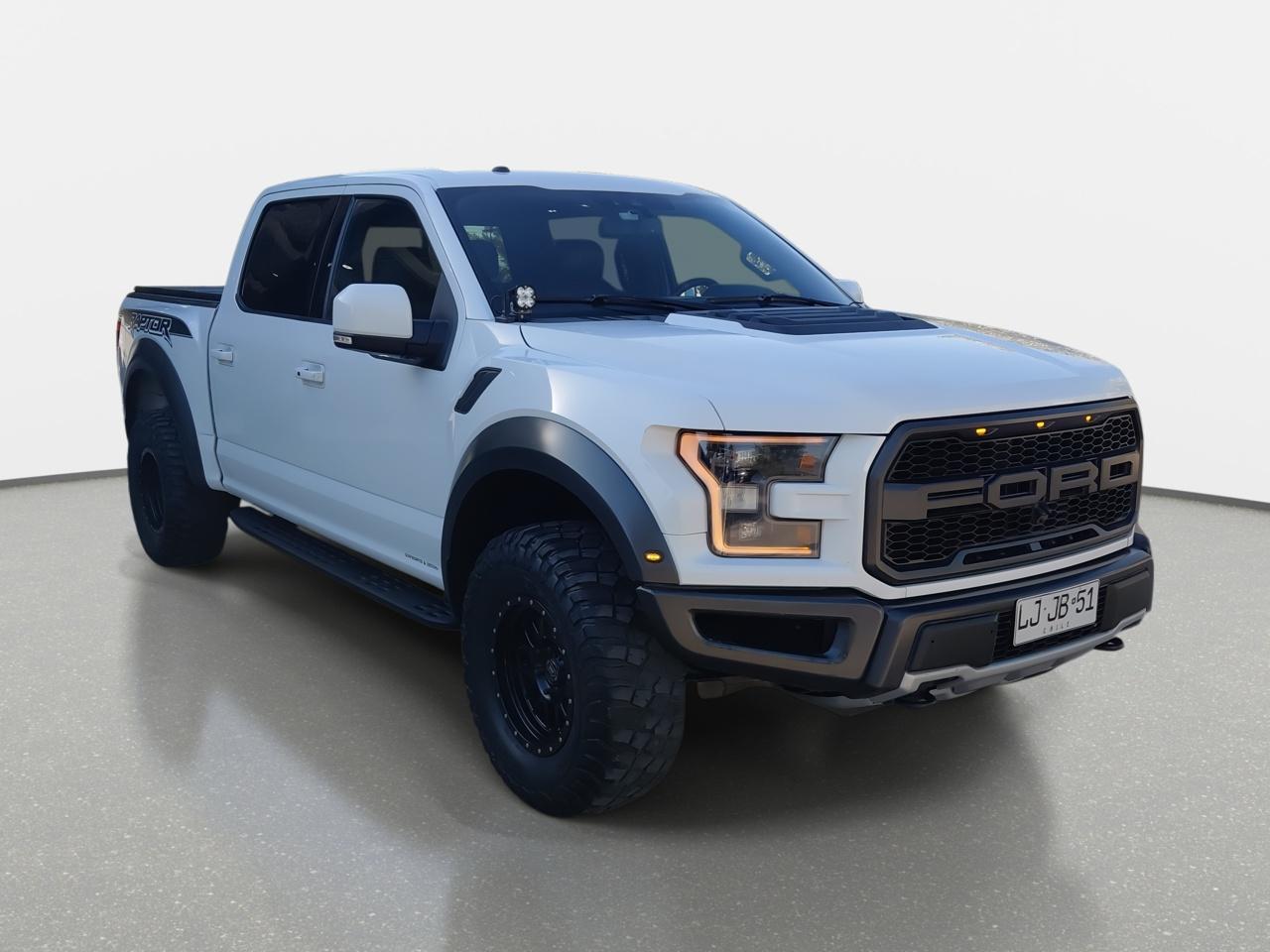 Camioneta Ford F-150 Raptor