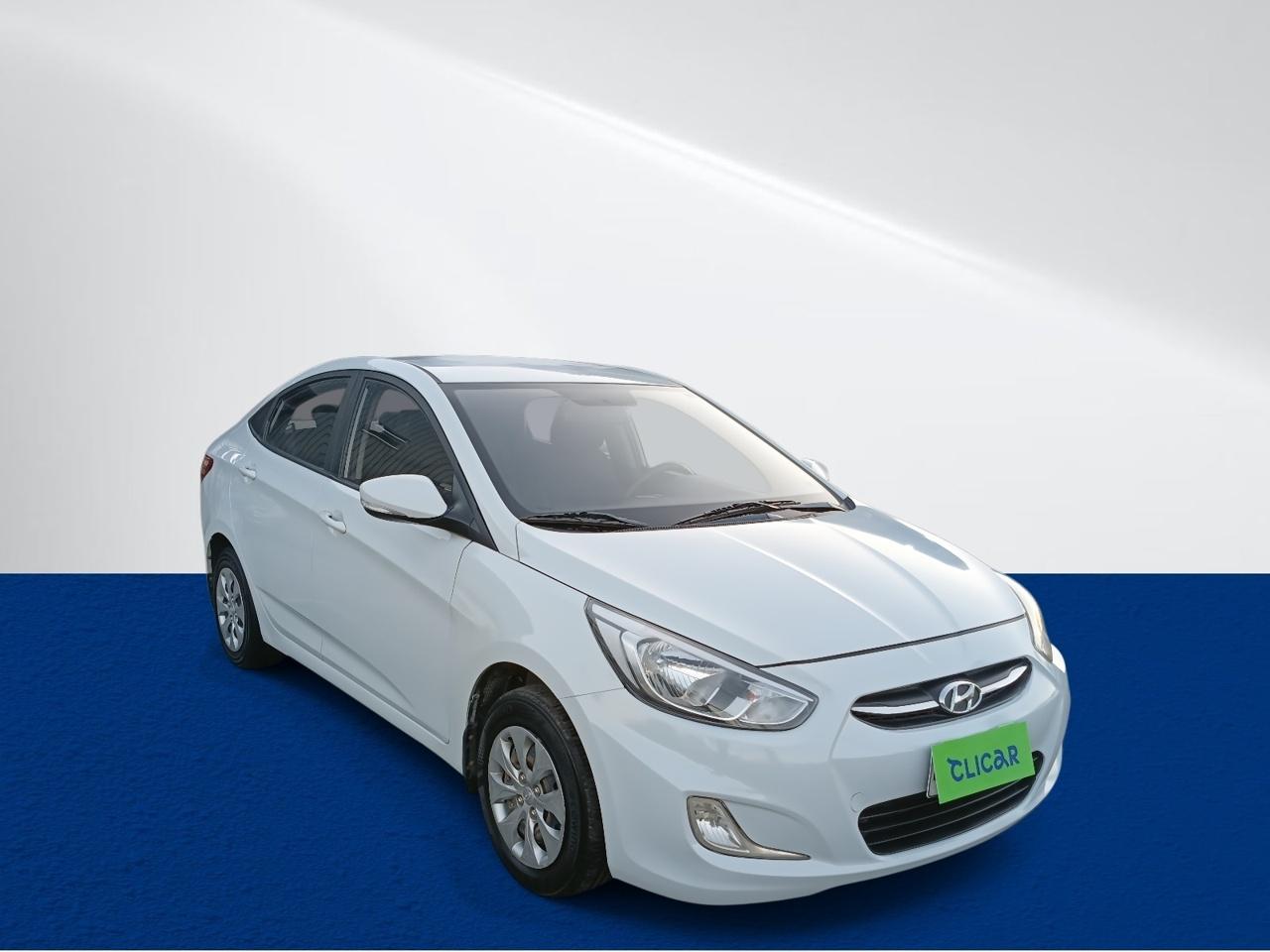 Automovil Hyundai Accent