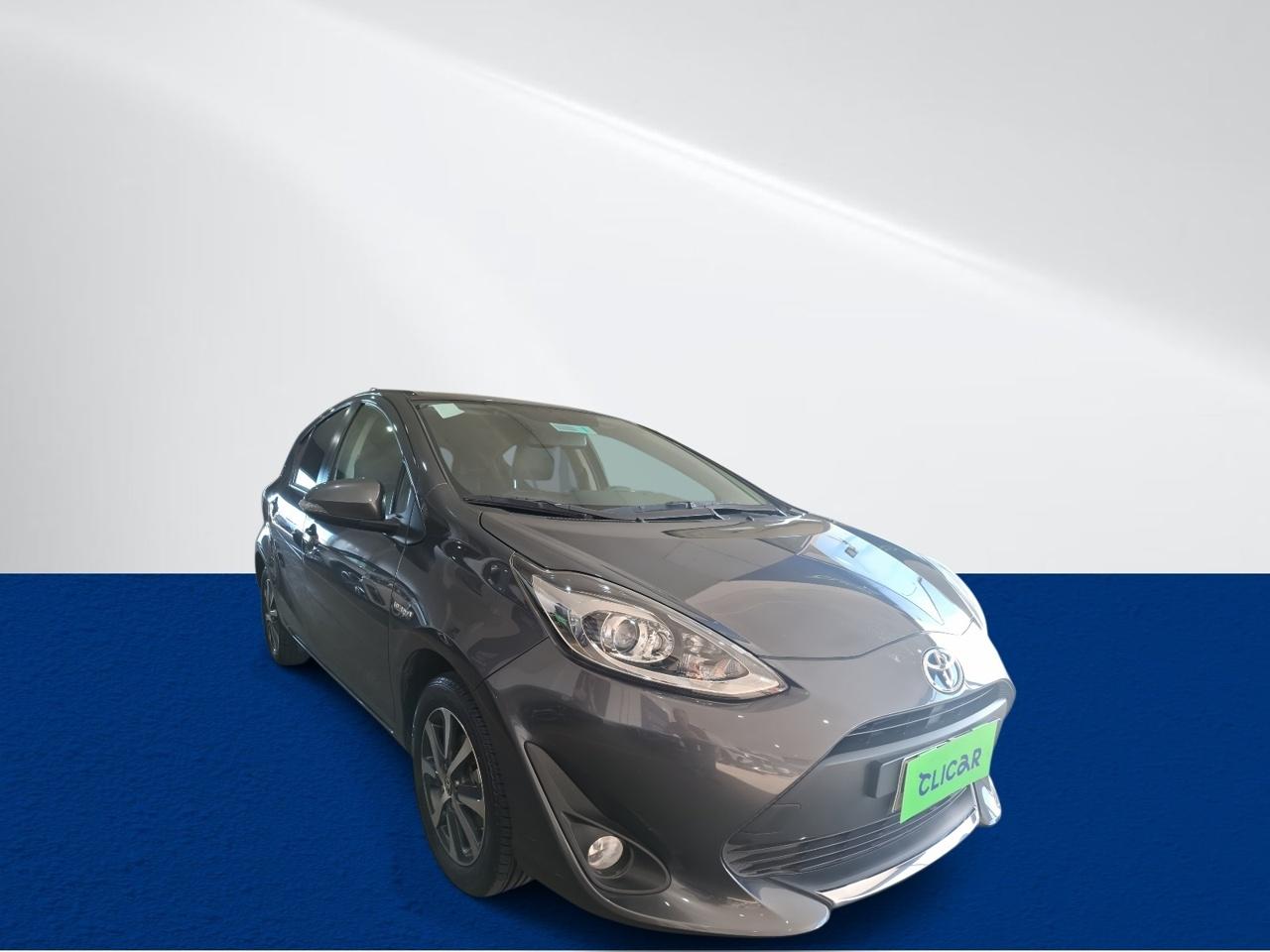 Automovil Toyota Prius