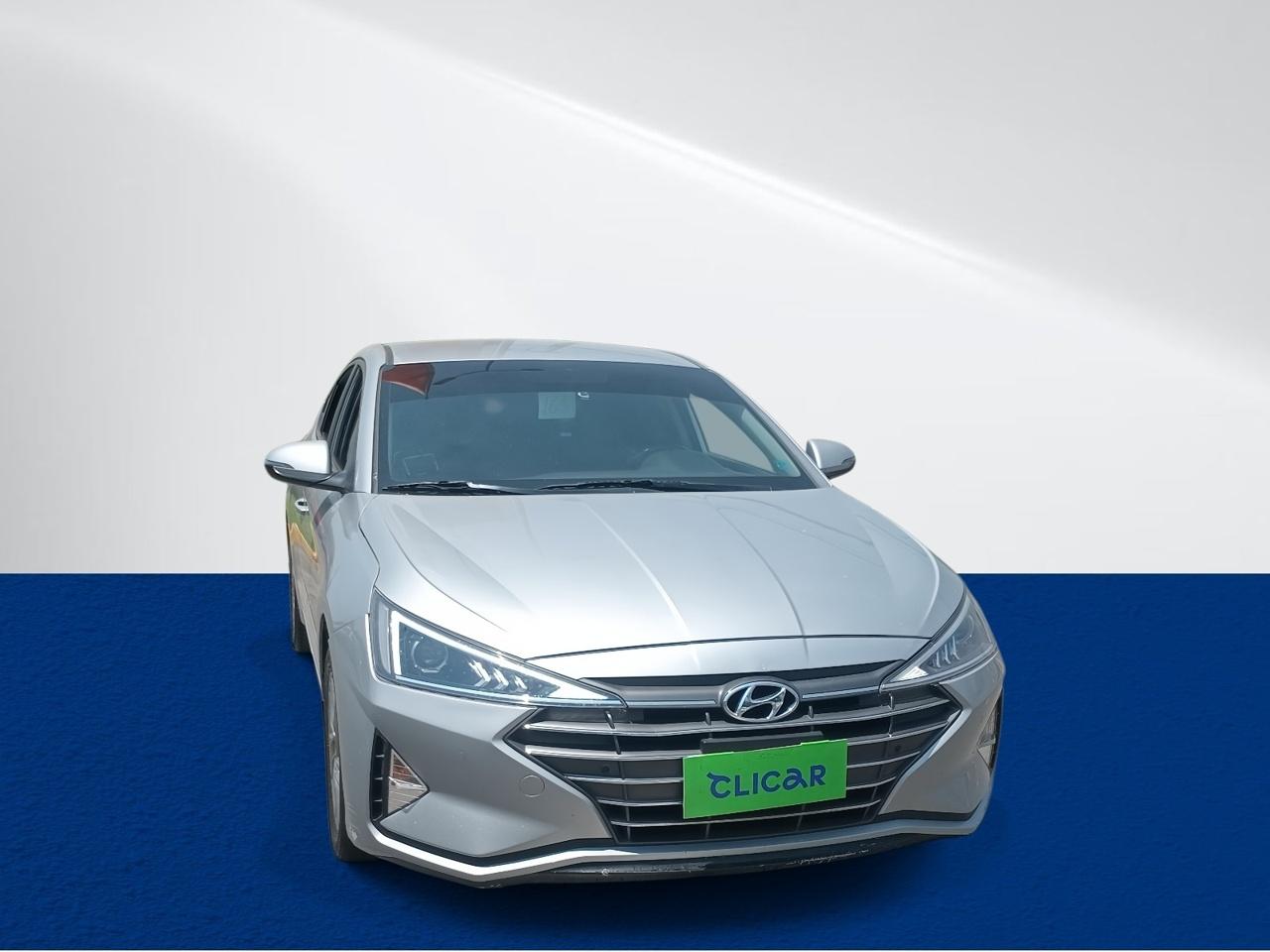Automovil Hyundai Elantra