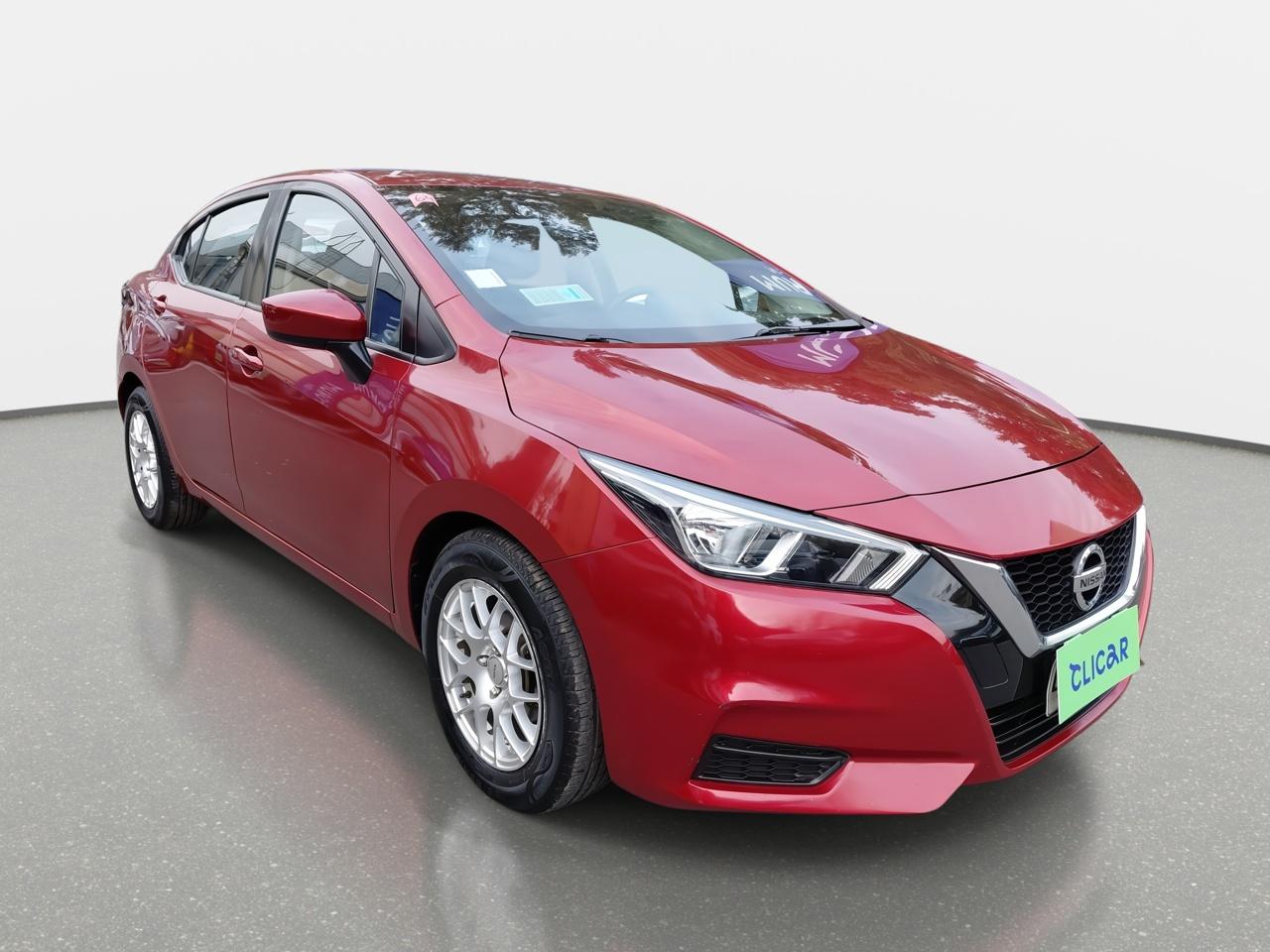 Automovil Nissan Versa