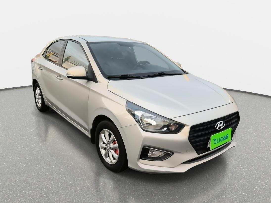 Automovil Hyundai Verna
