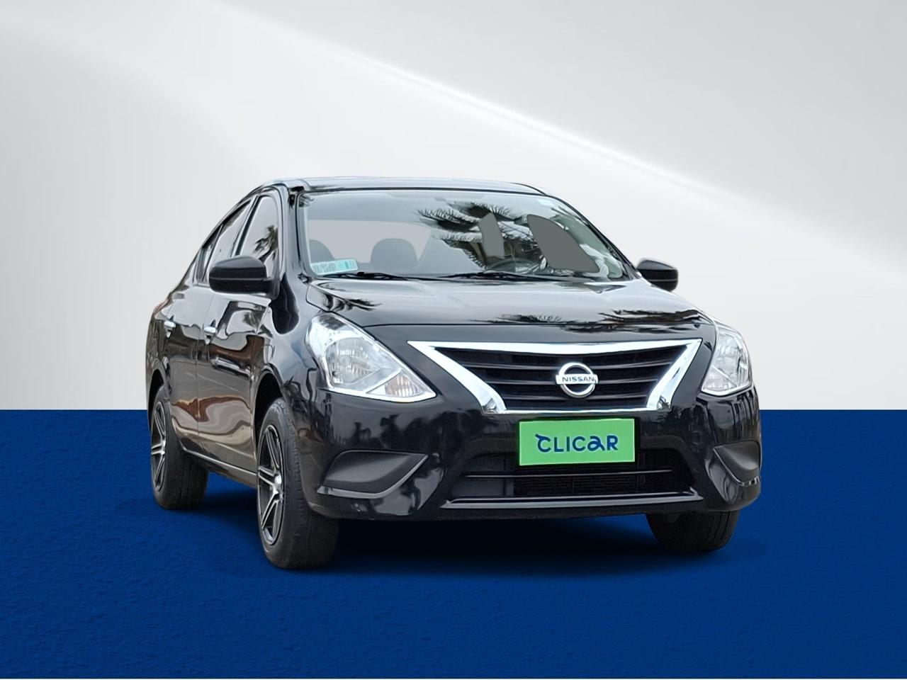 Automovil Nissan Versa