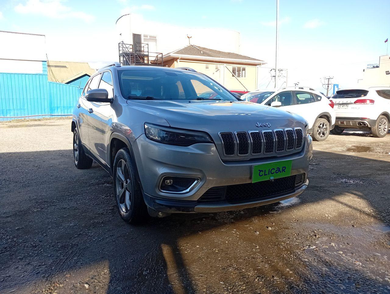 Station Wagon Jeep Cherokee