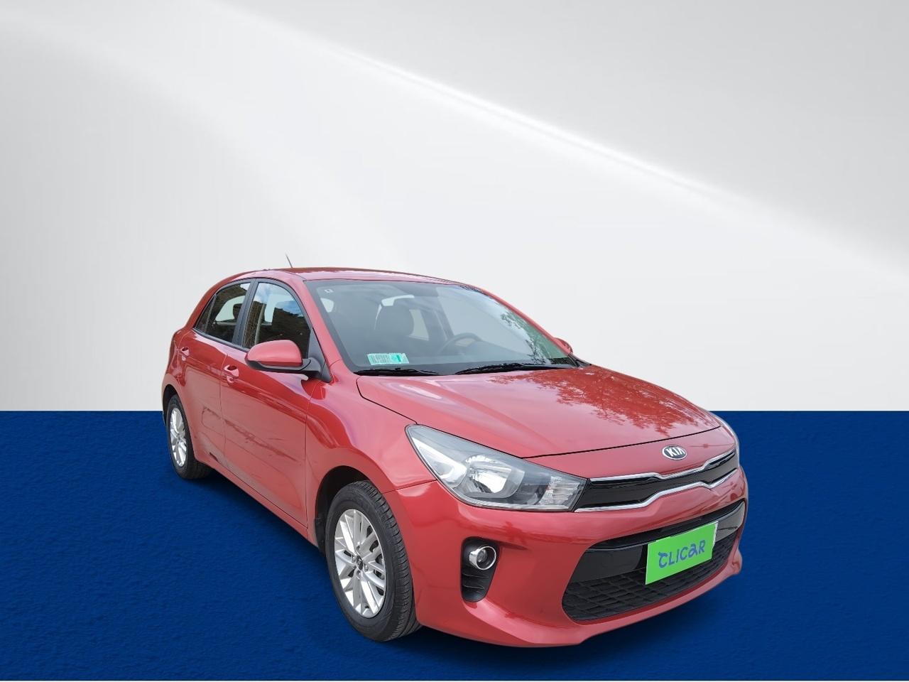 Automovil Kia Rio 5