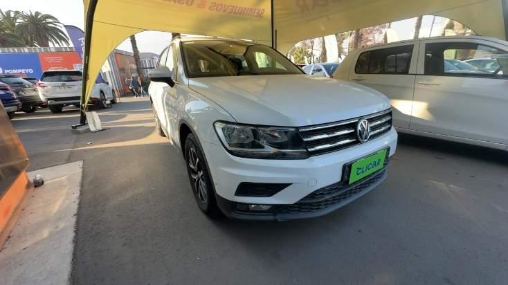 Station Wagon Volkswagen Tiguan