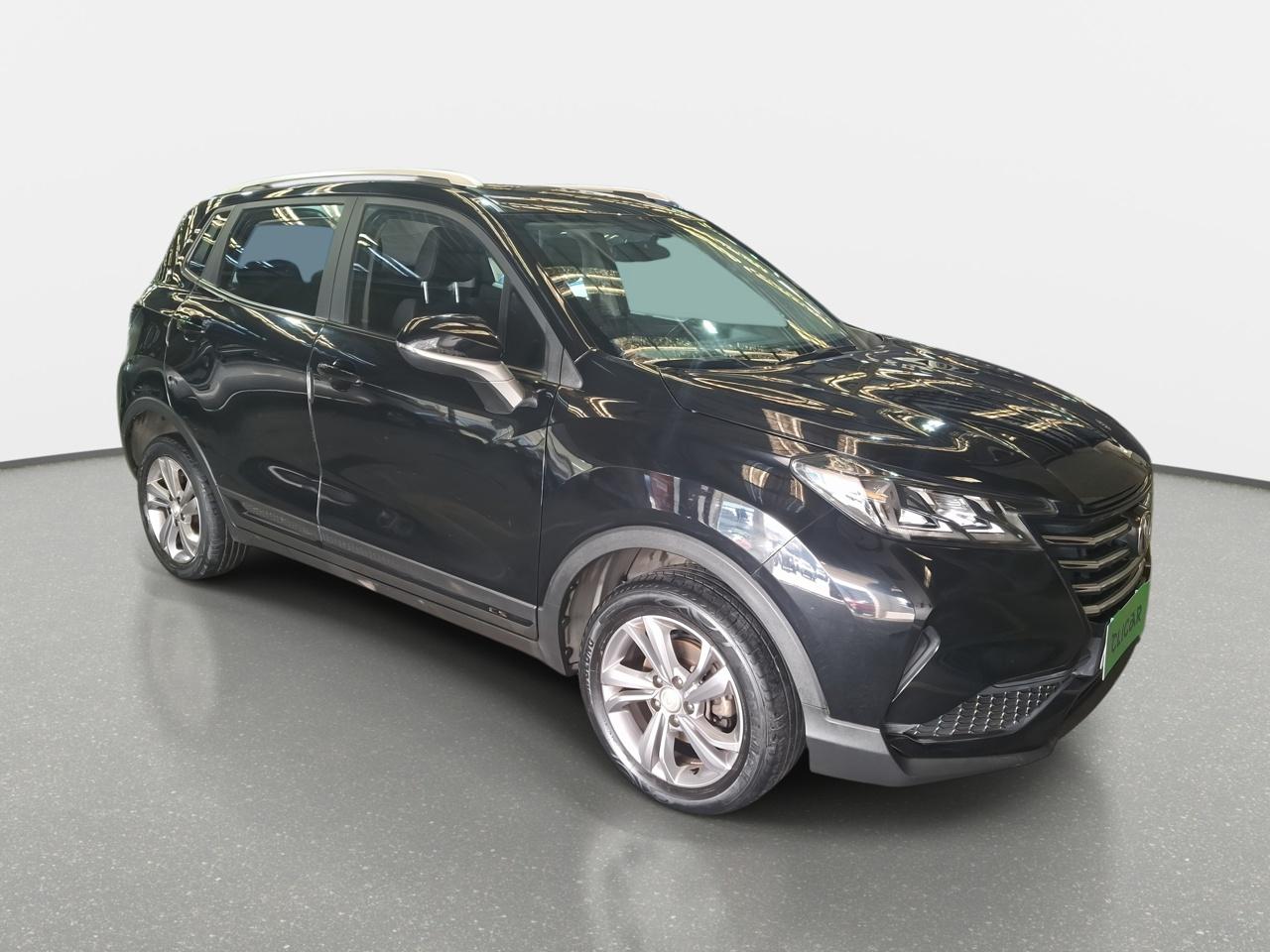 Automovil Changan Cs15