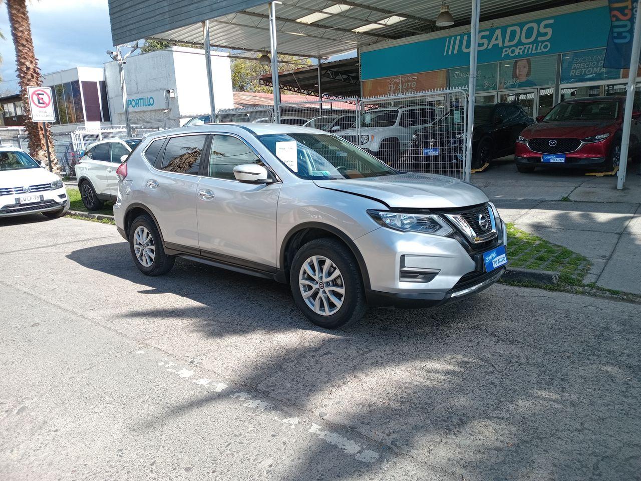 Station Wagon Nissan X-trail