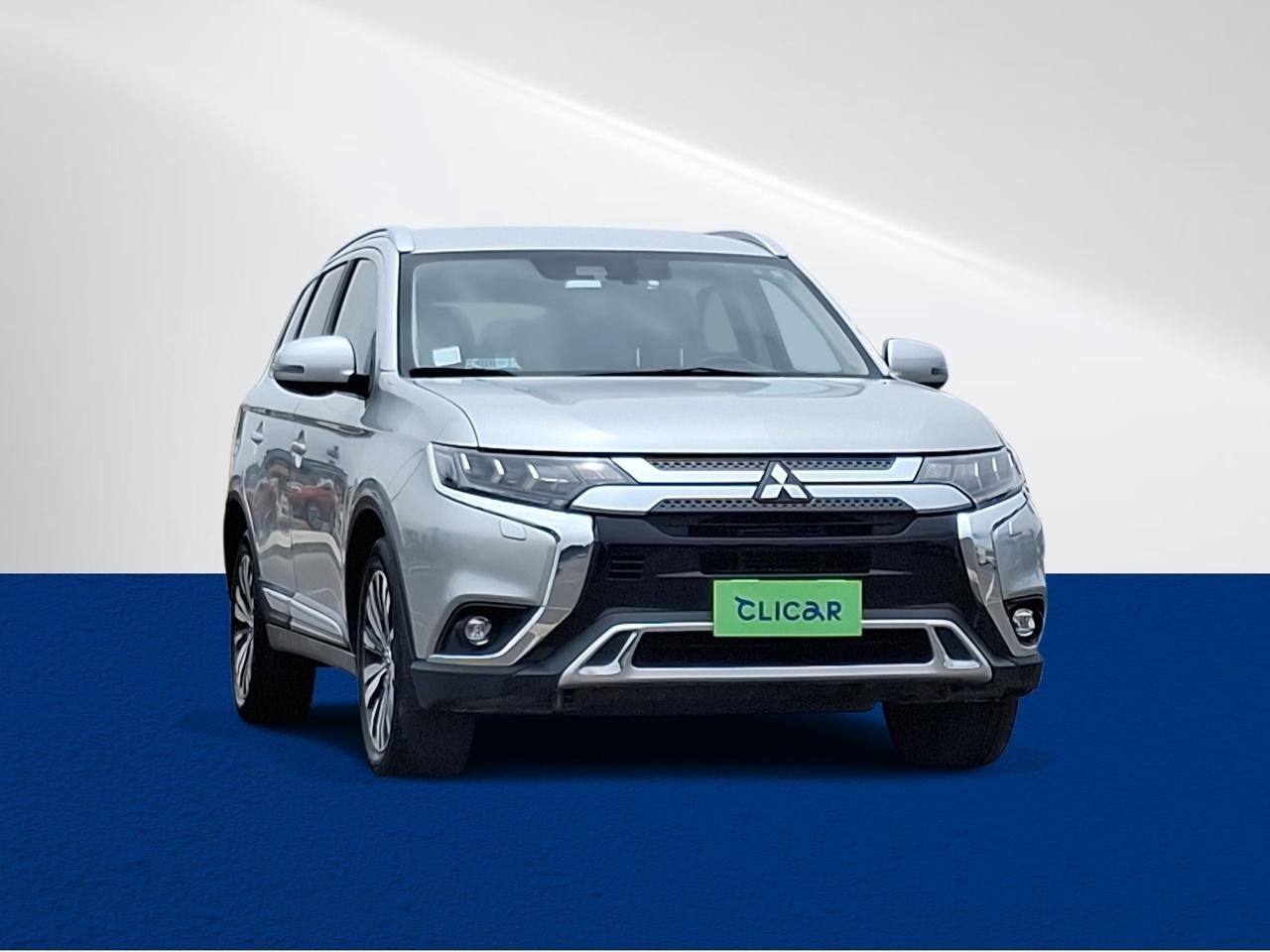 Station Wagon Mitsubishi Outlander