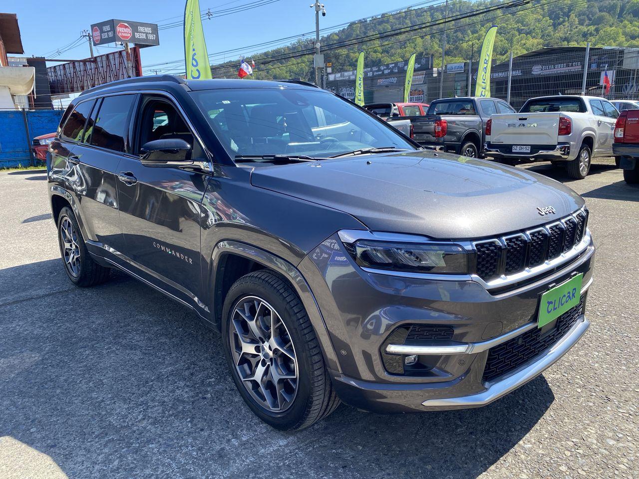 Station Wagon Jeep Commander