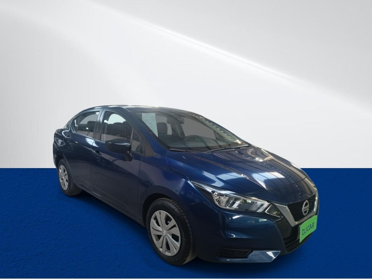 Automovil Nissan Versa